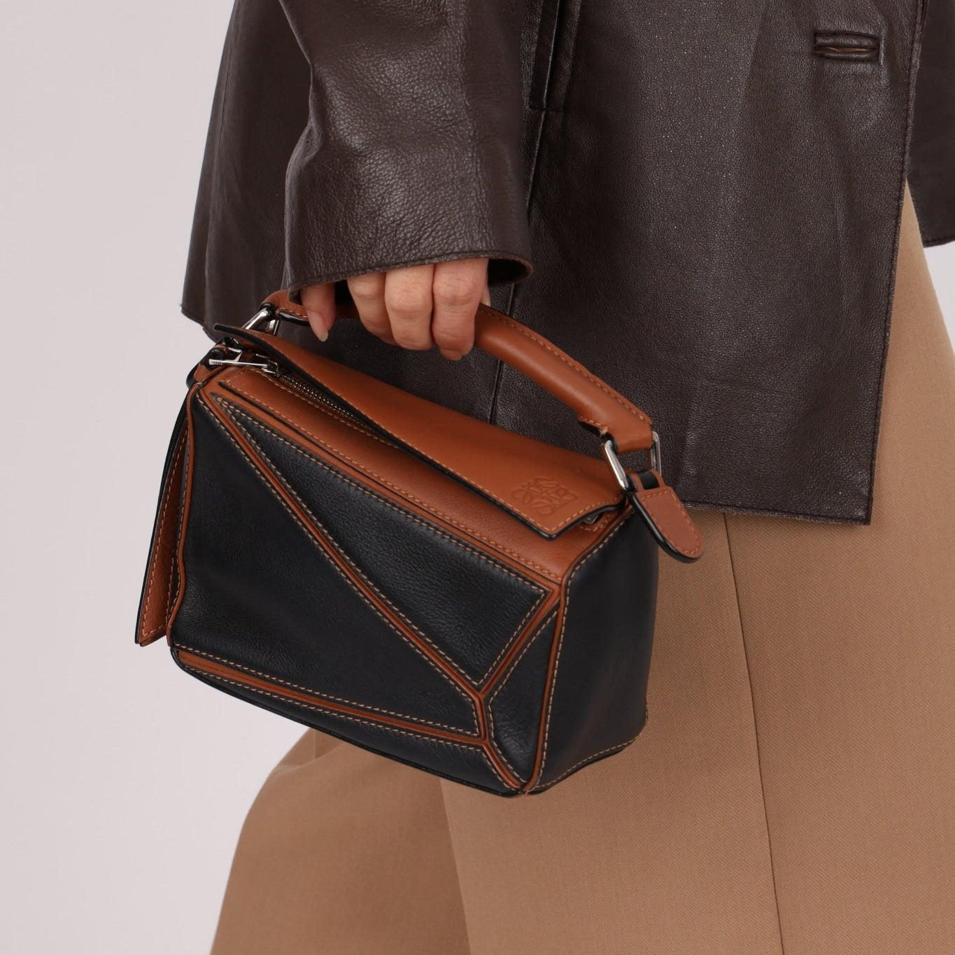 Loewe Bicolor Mini Puzzle - FashioNica