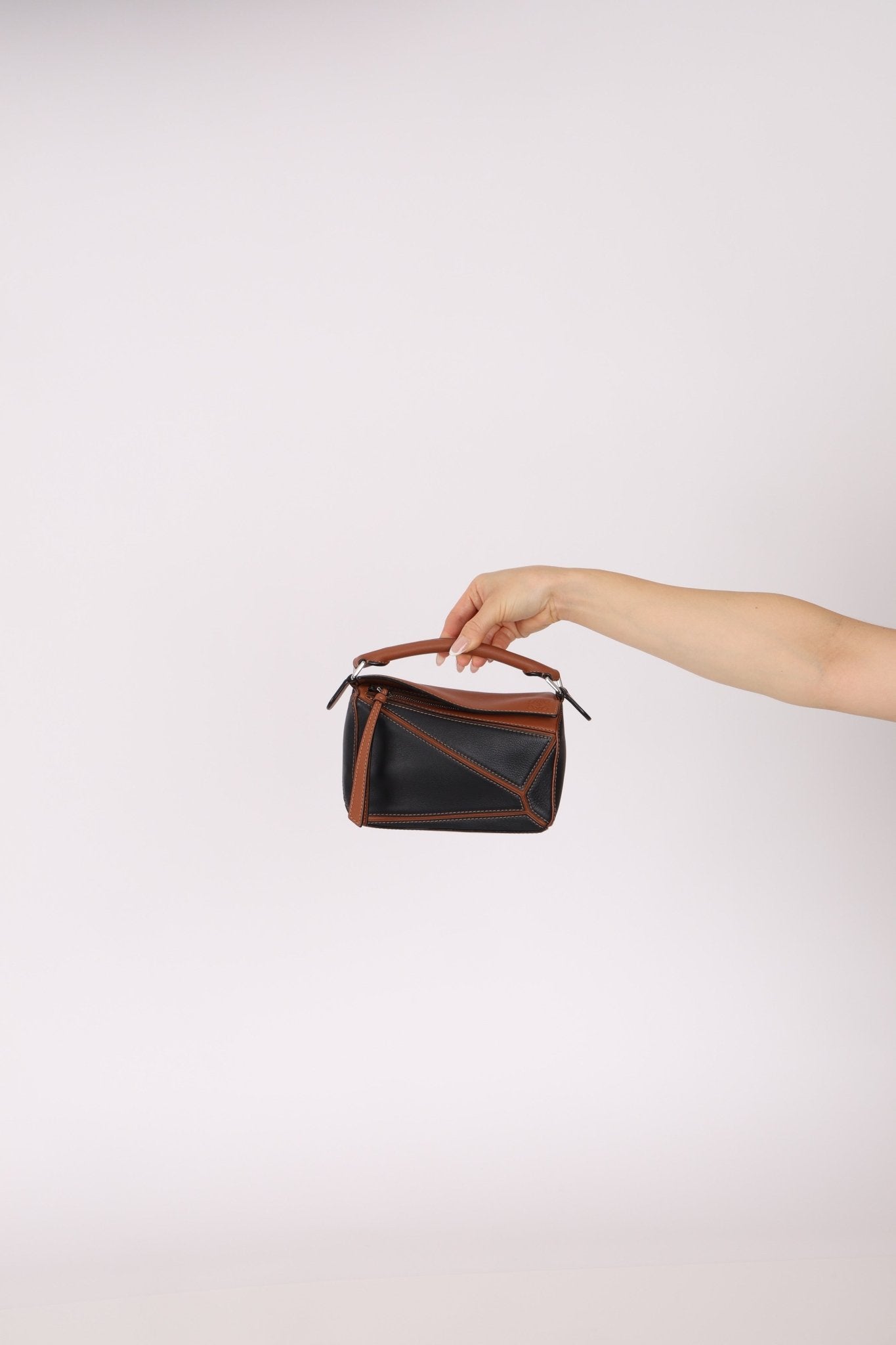 Loewe Bicolor Mini Puzzle - FashioNica