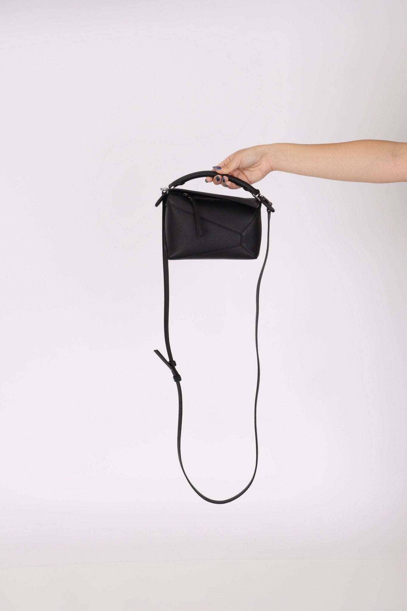 Loewe Black Mini Puzzle Edge - FashioNica