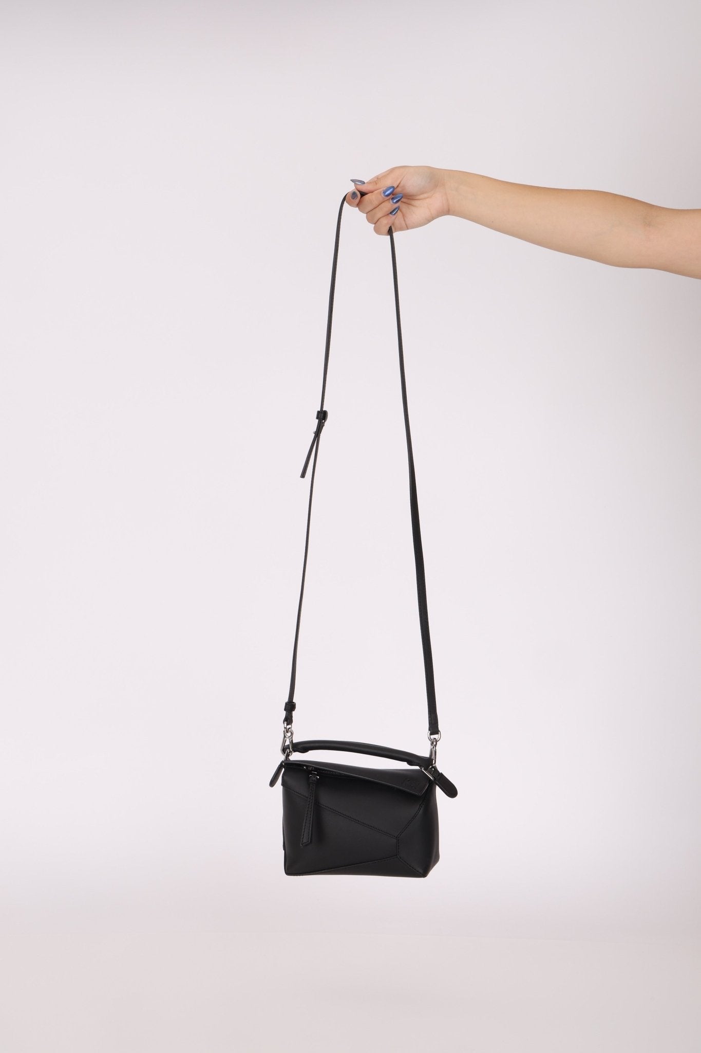 Loewe Black Mini Puzzle Edge - FashioNica