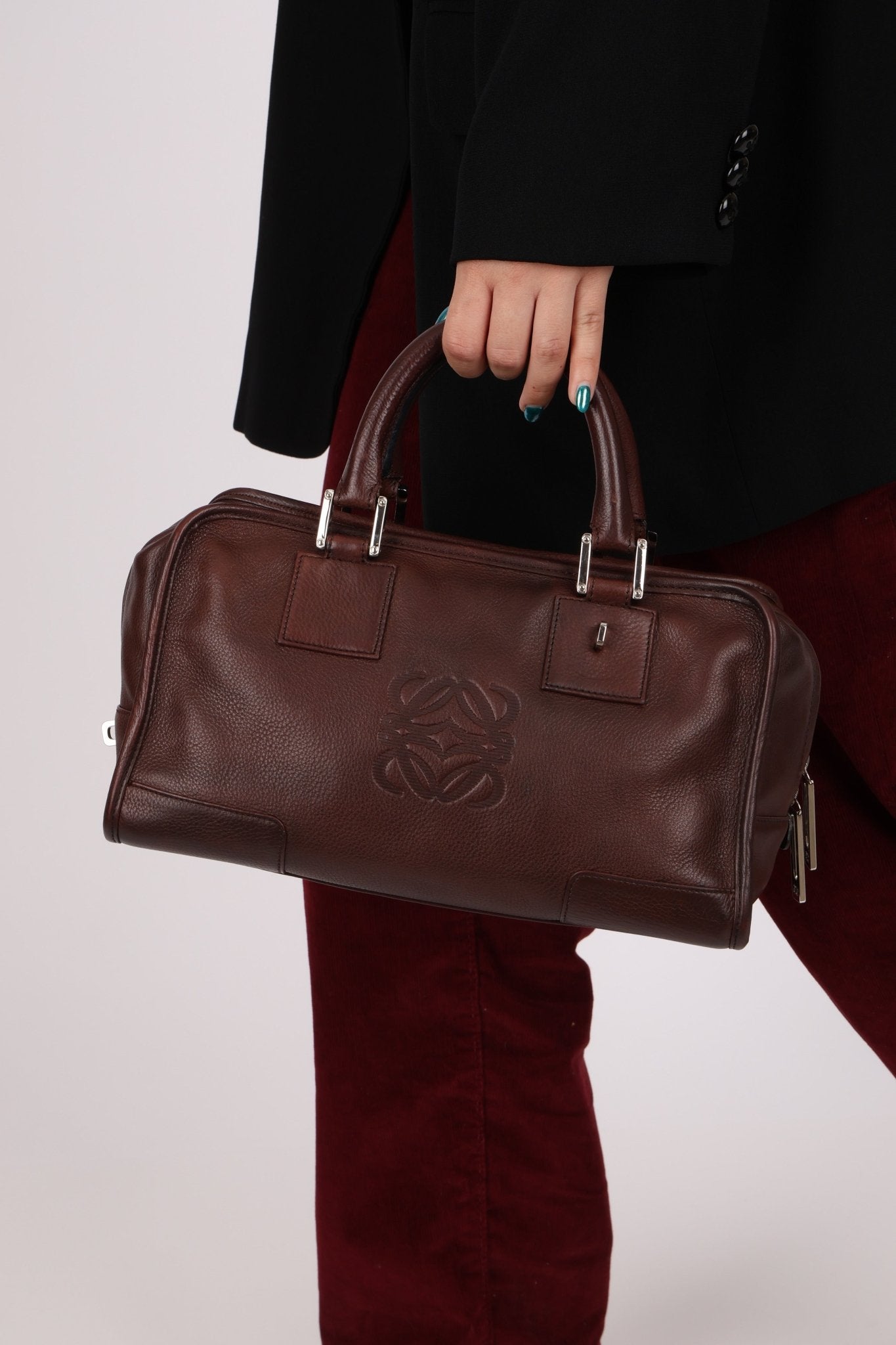 Loewe Brown Leather Amazona 28 - FashioNica