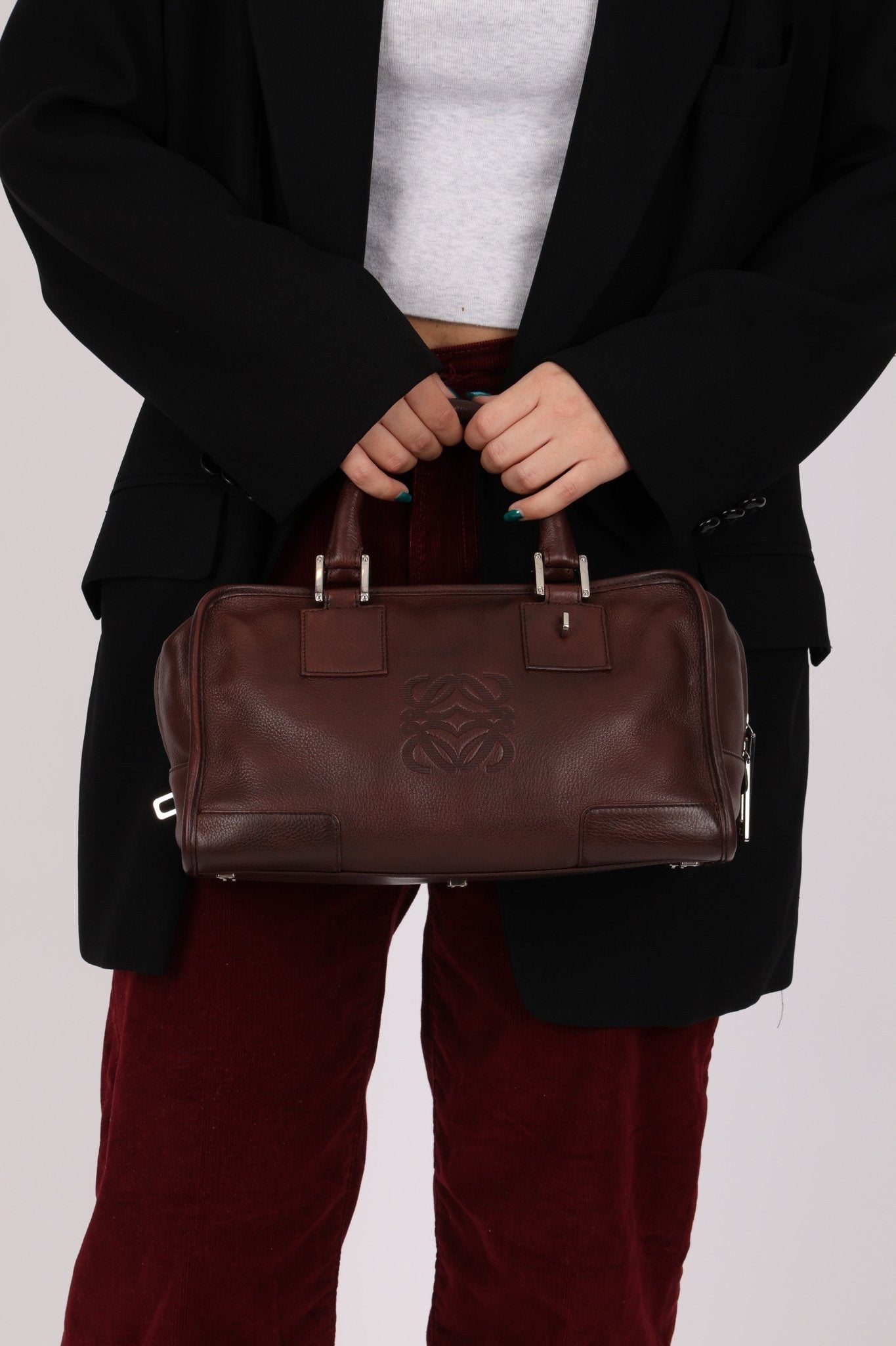 Loewe Brown Leather Amazona 28 - FashioNica