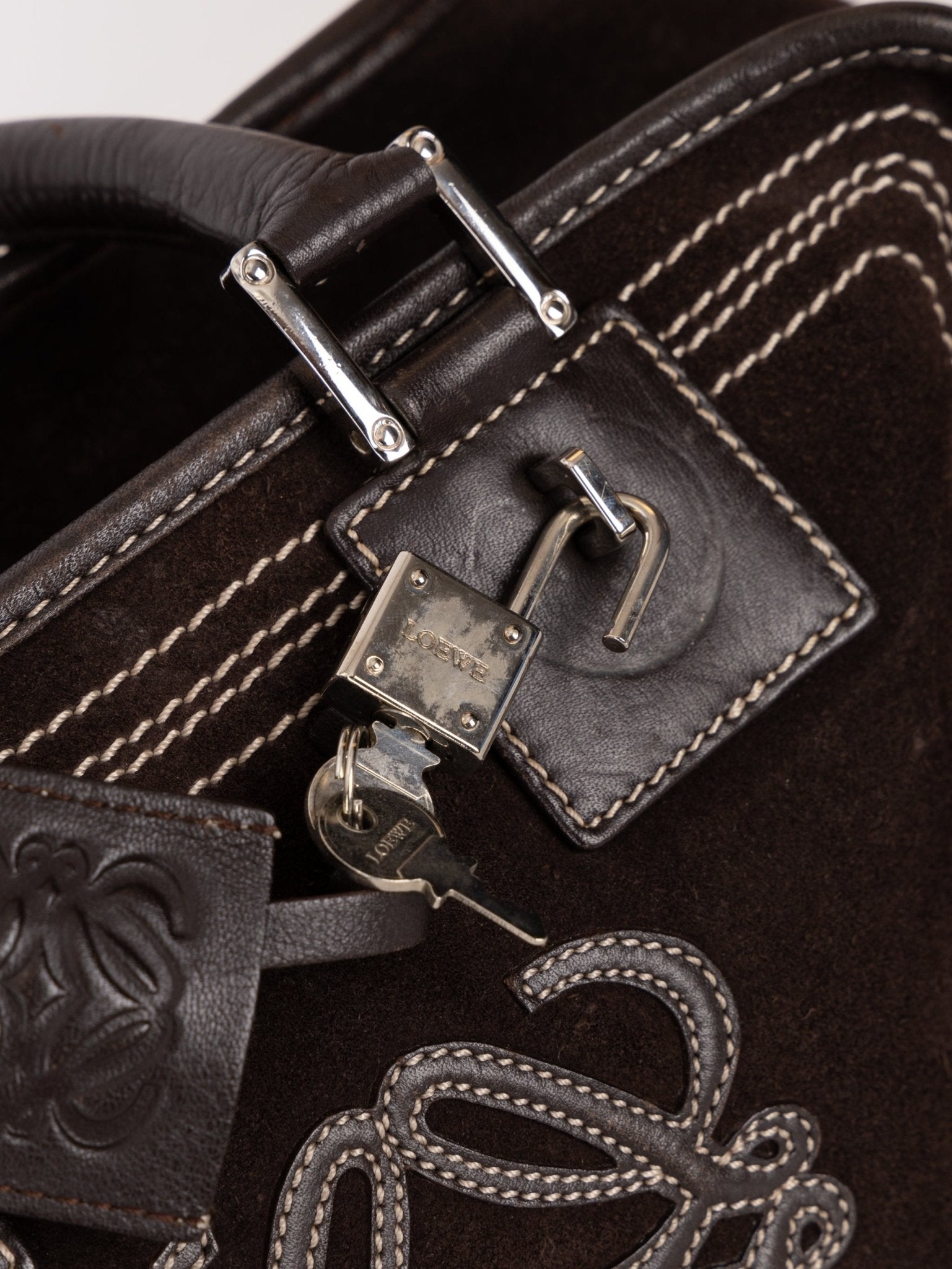 Loewe Brown Suede Contrast Stitch Amazona - FashioNica