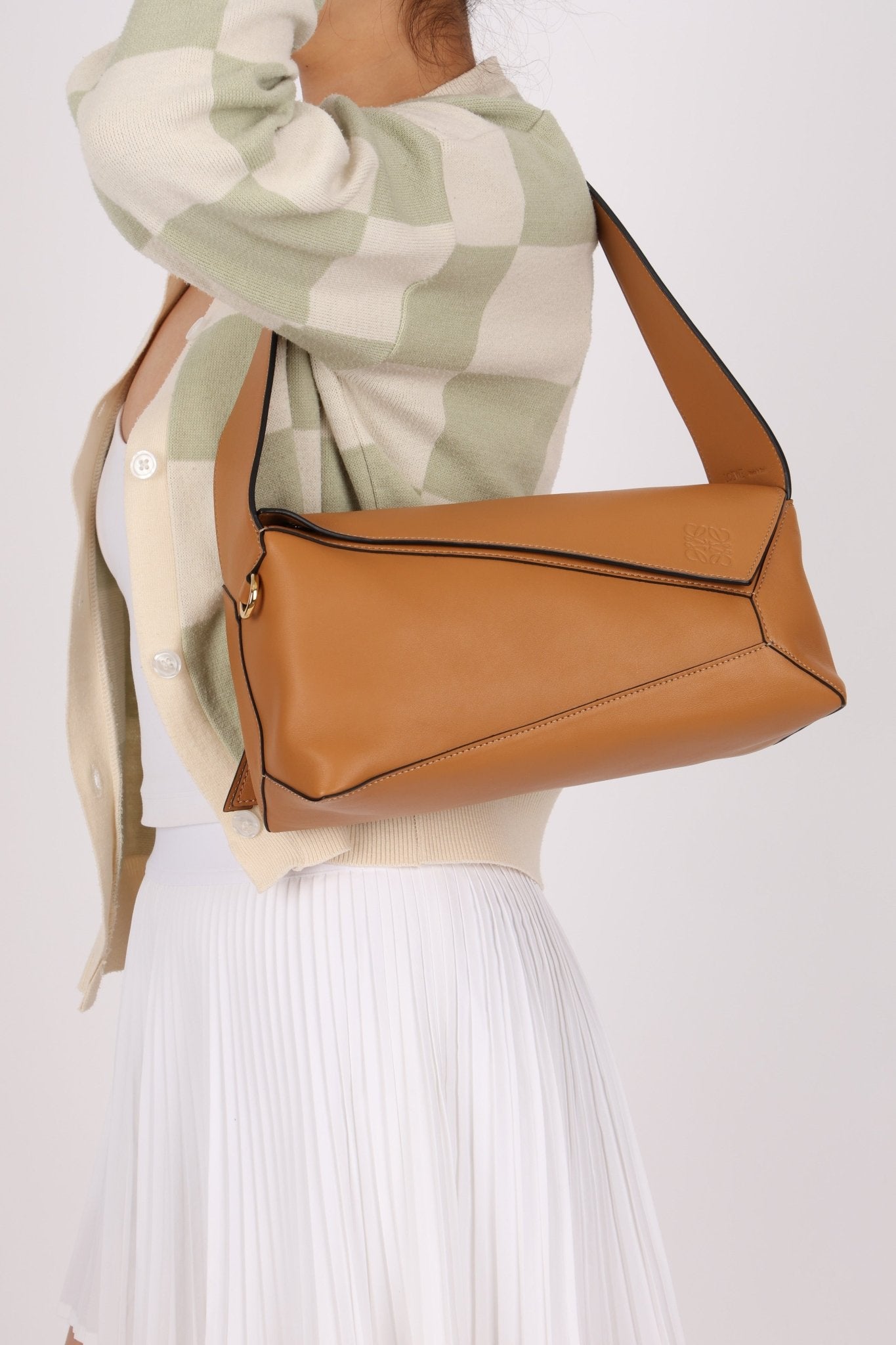 Loewe Camel Puzzle Hobo - FashioNica