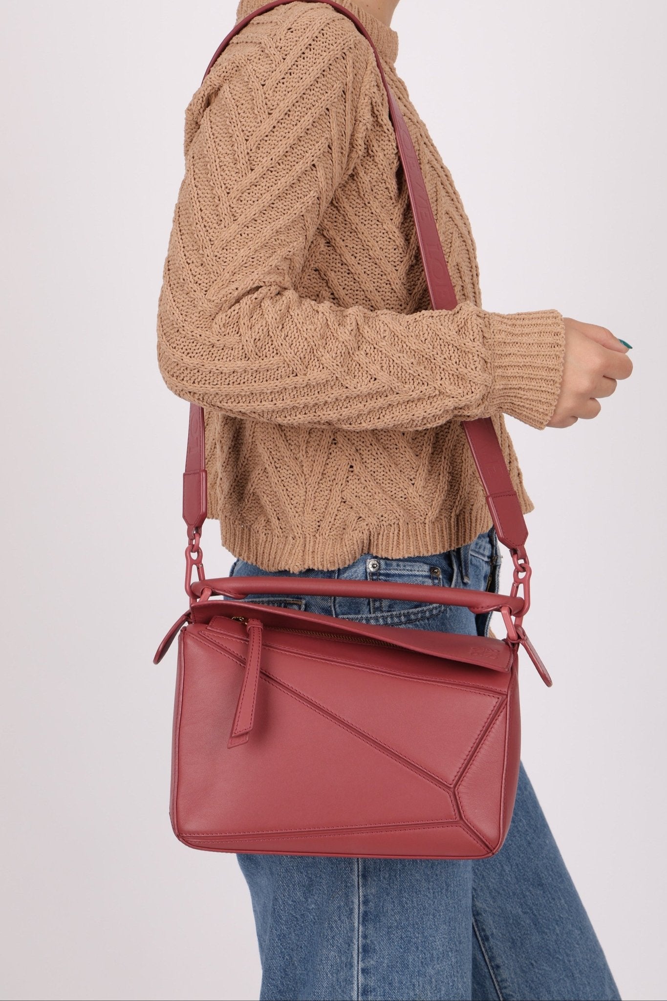 Loewe Ceremic Matte Plumrose Small Puzzle Bag - FashioNica