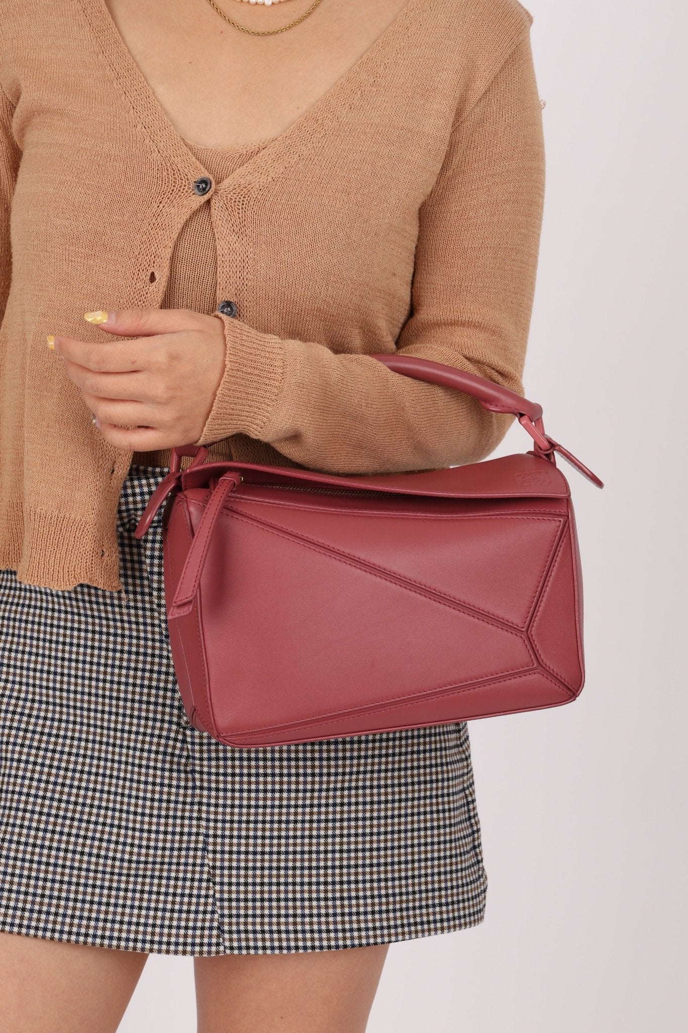 Loewe Ceremic Matte Plumrose Small Puzzle Bag - FashioNica