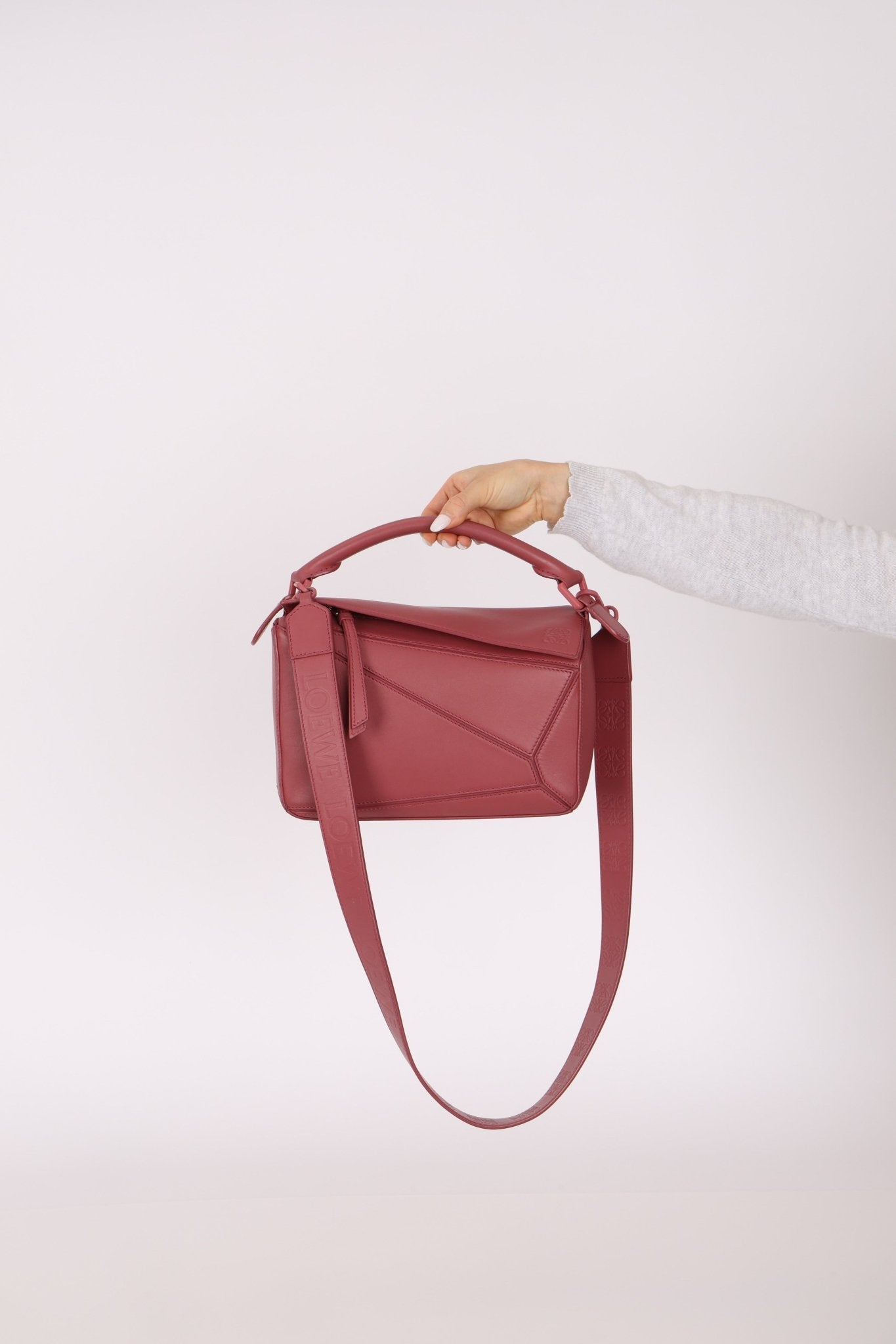 Loewe Ceremic Matte Plumrose Small Puzzle Bag - FashioNica