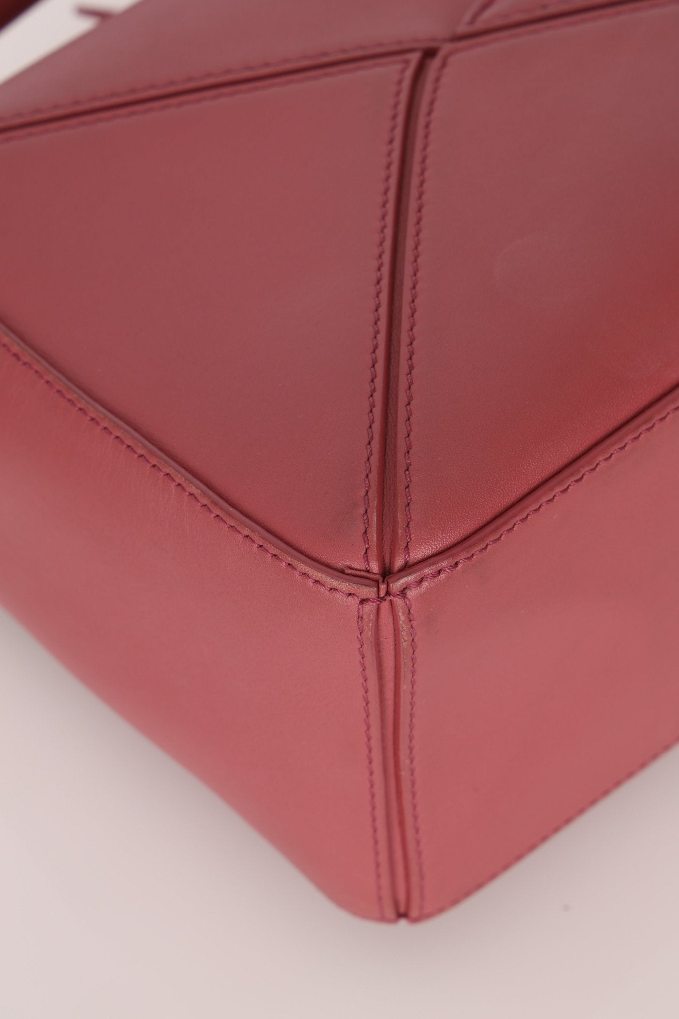 Loewe Ceremic Matte Plumrose Small Puzzle Bag - FashioNica