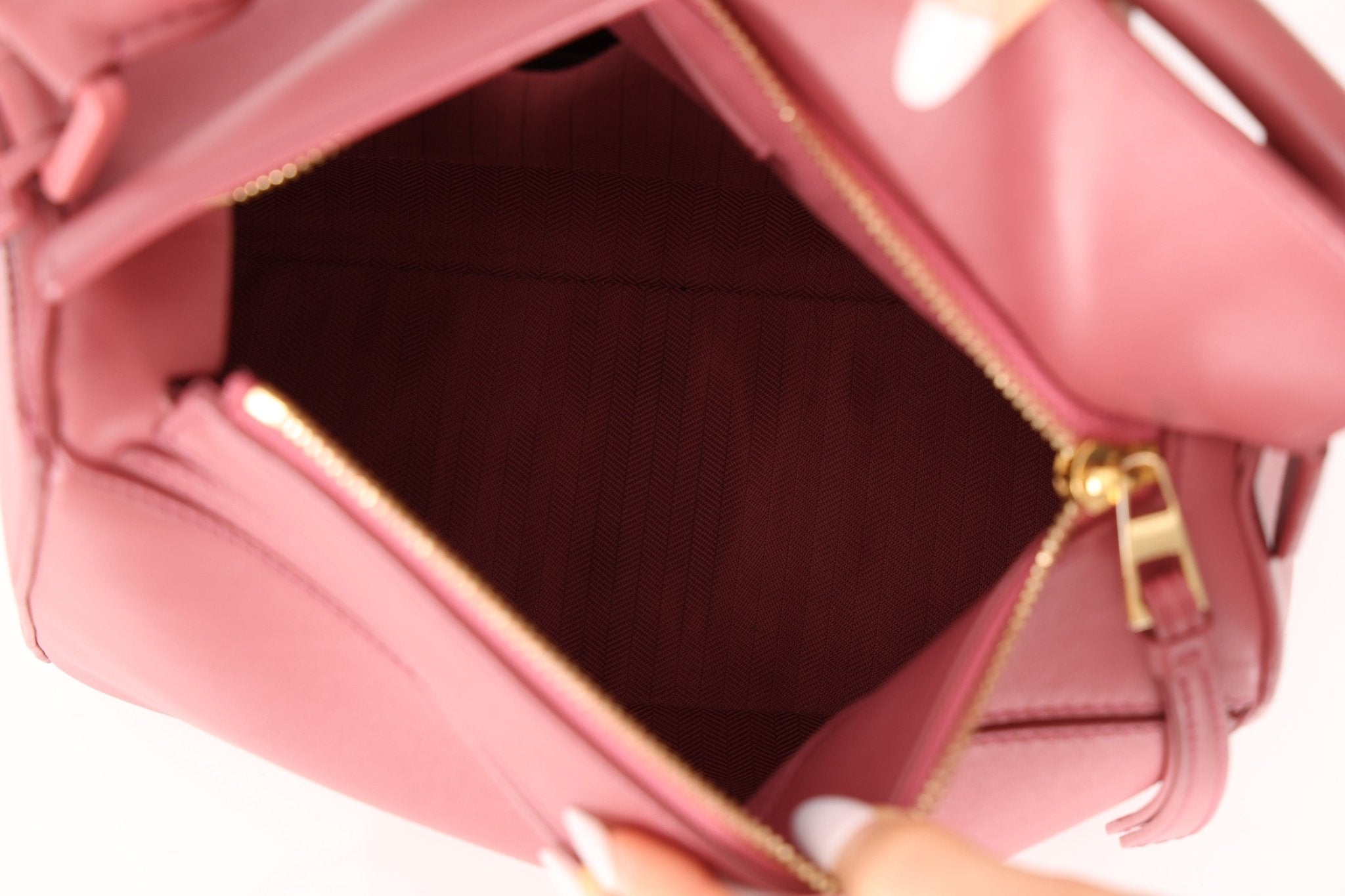 Loewe Ceremic Matte Plumrose Small Puzzle Bag - FashioNica