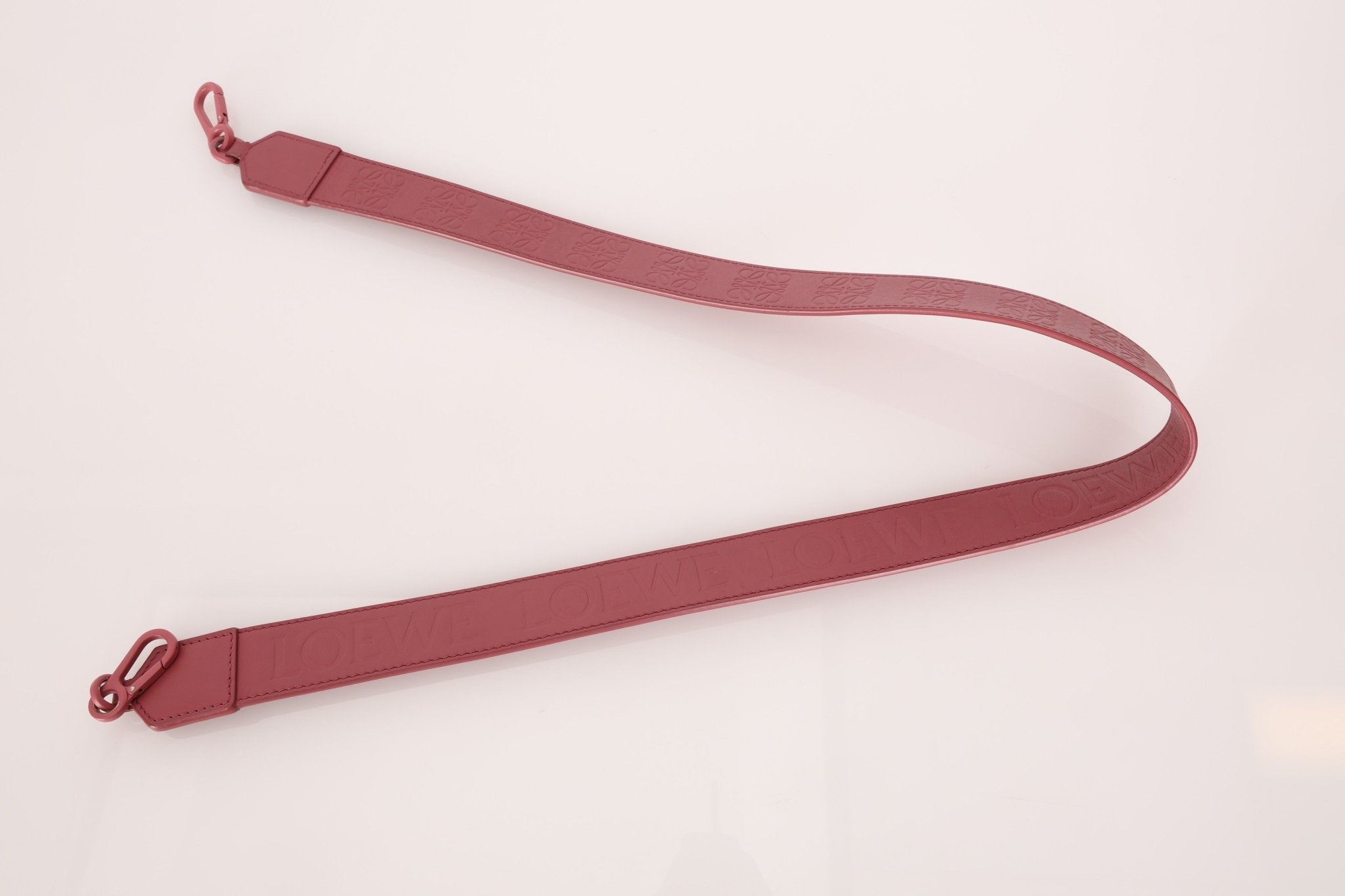 Loewe Ceremic Matte Plumrose Small Puzzle Bag - FashioNica