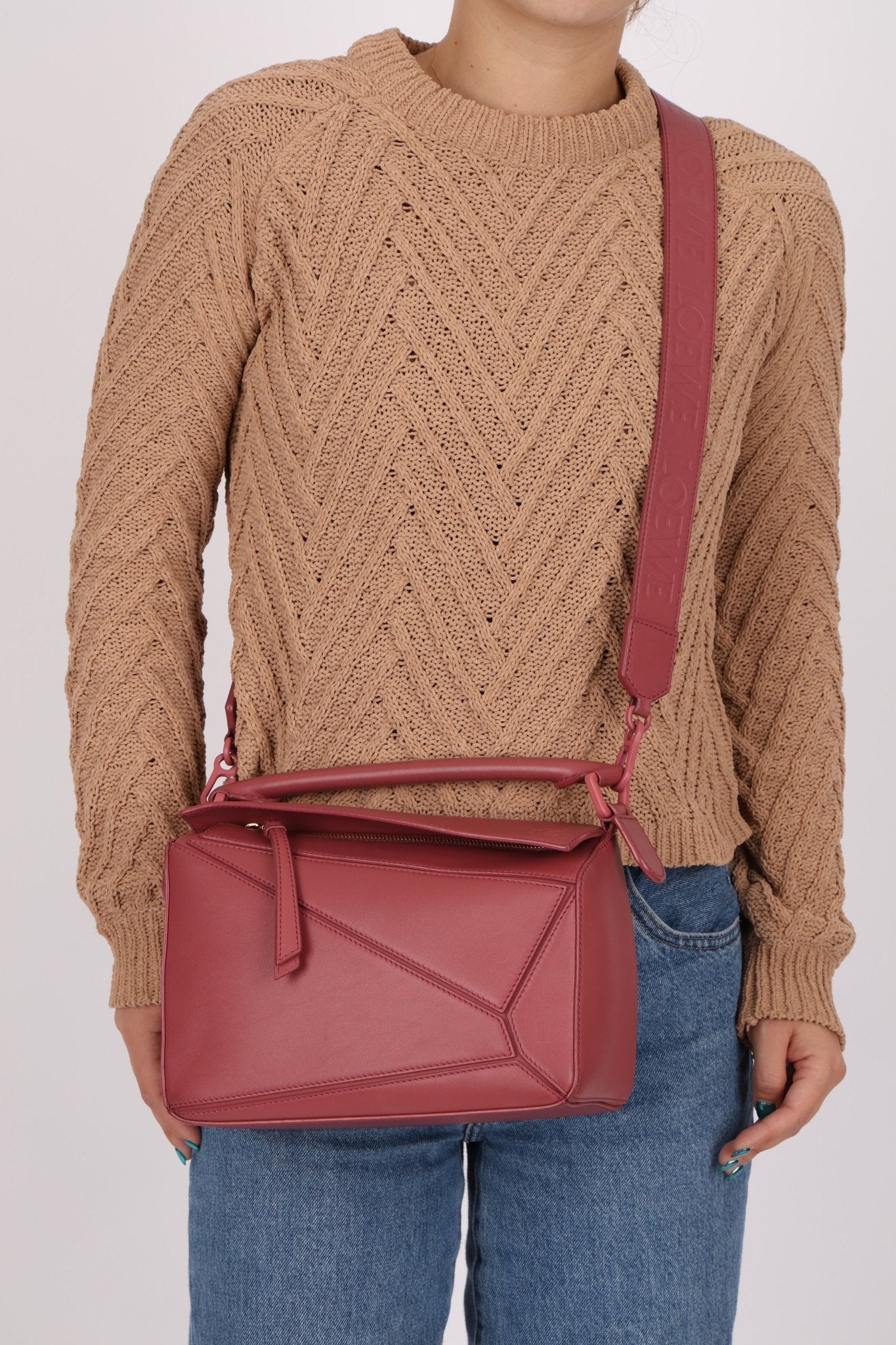 Loewe Ceremic Matte Plumrose Small Puzzle Bag - FashioNica