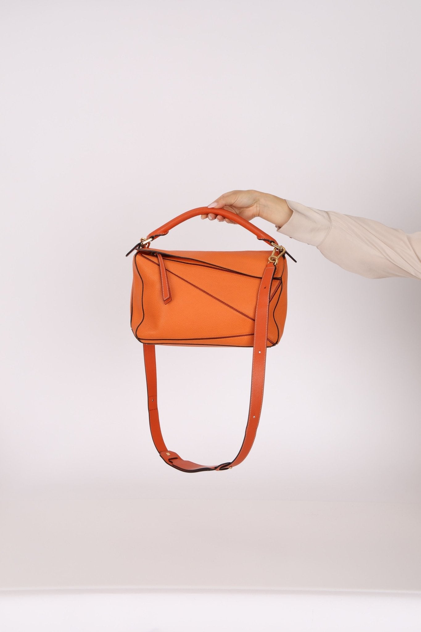 Loewe Clementine Calfksin Medium Puzzle - FashioNica