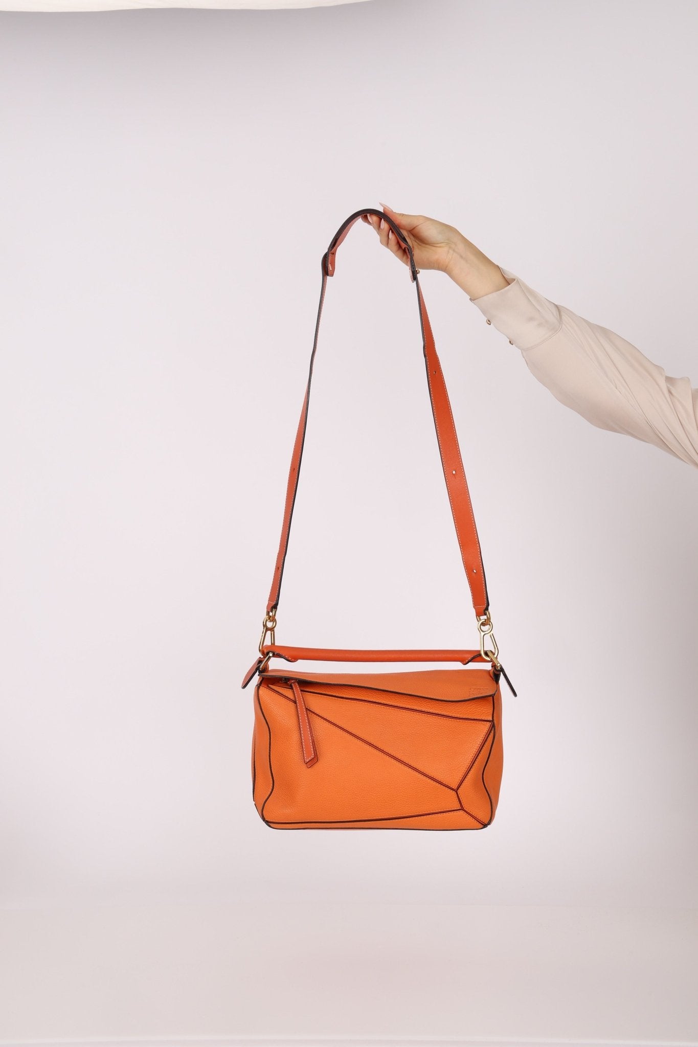 Loewe Clementine Calfksin Medium Puzzle - FashioNica