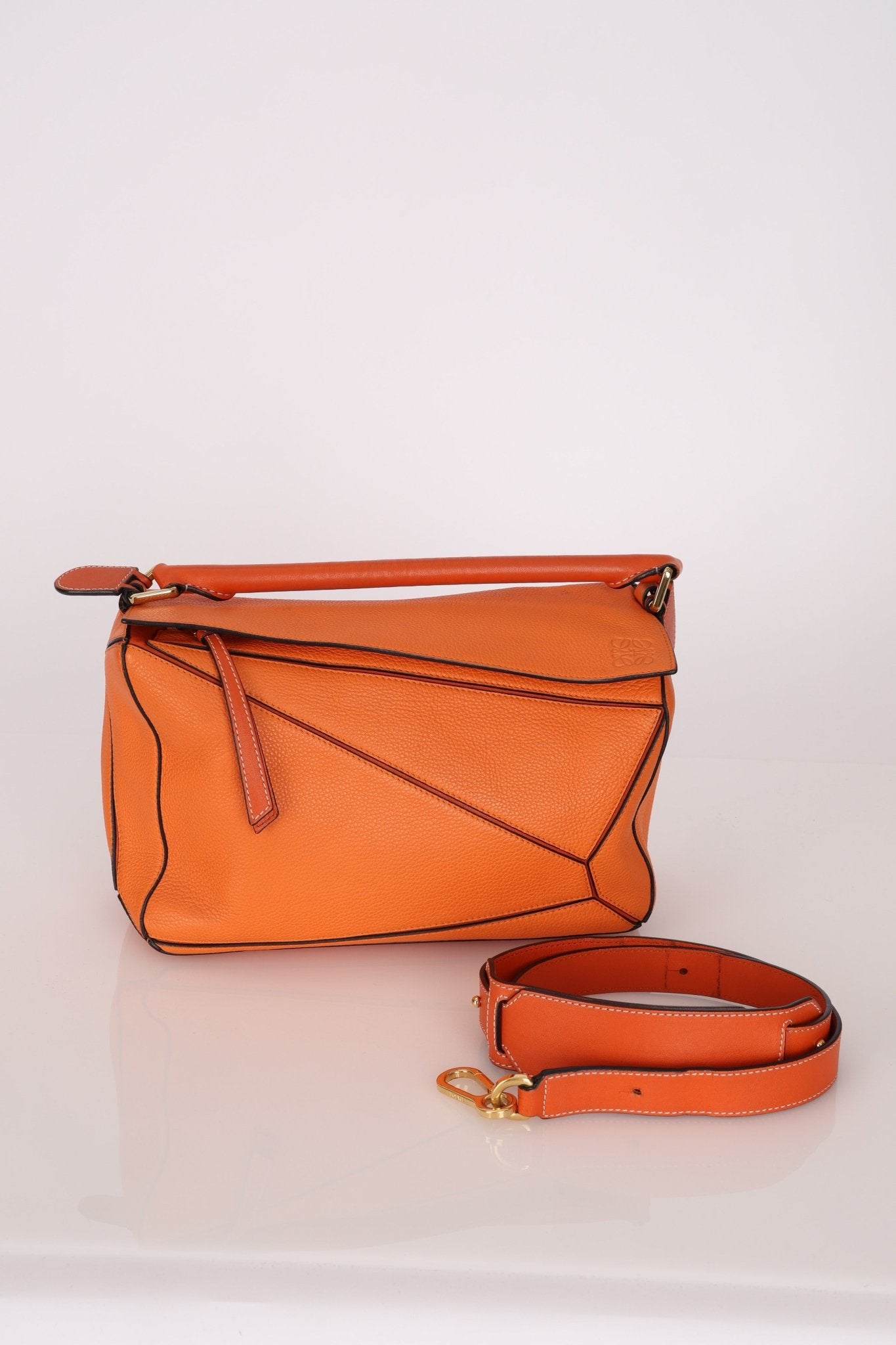 Loewe Clementine Calfksin Medium Puzzle - FashioNica