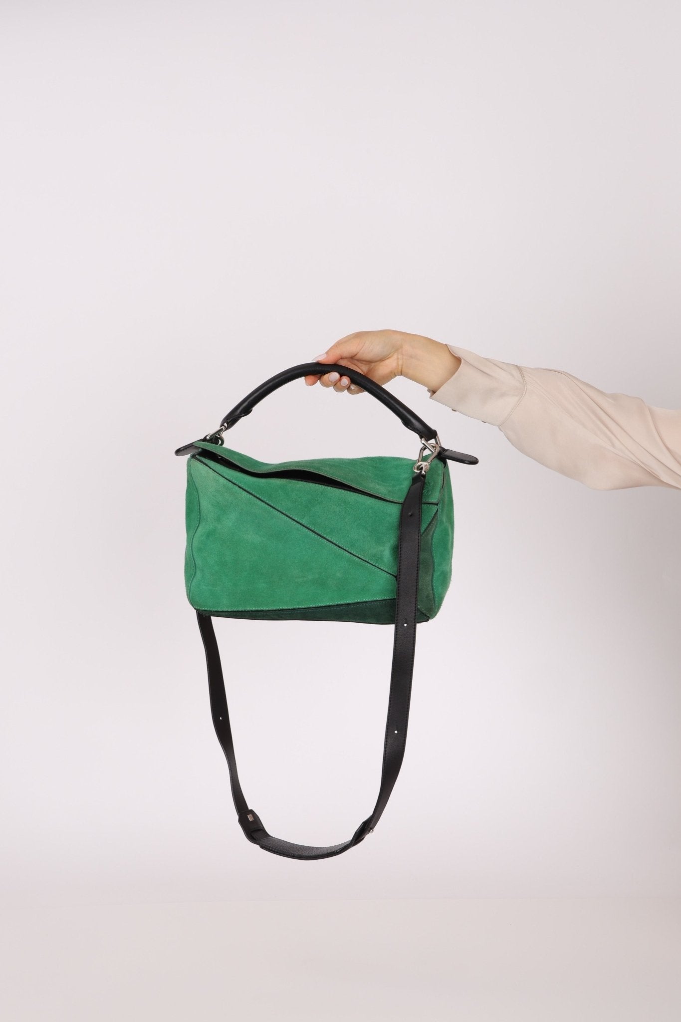 Loewe Emerald Suede Medium Puzzle Bag - FashioNica
