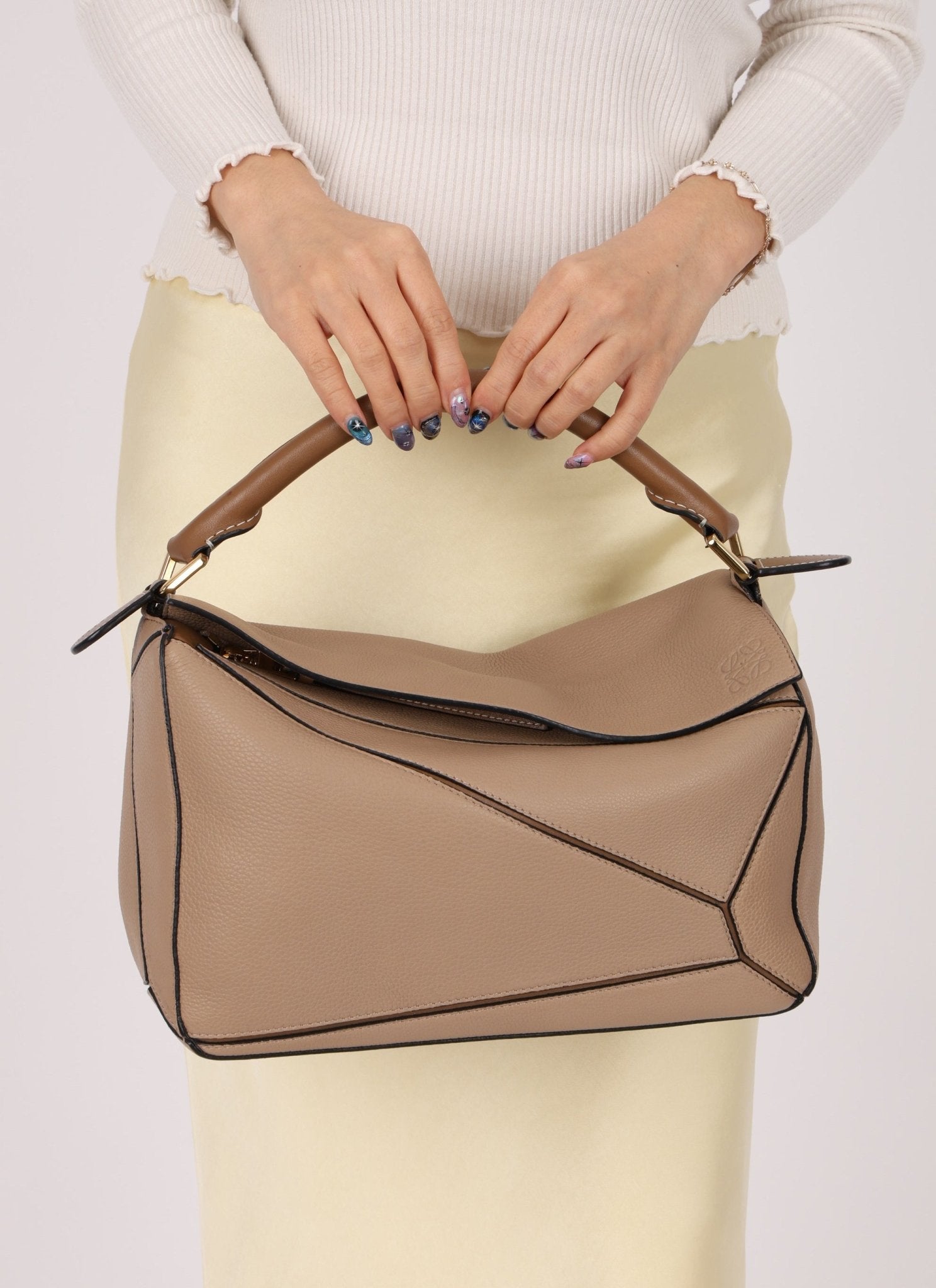 Loewe Leather Medium Taupe Pebbled Bicolor Puzzle - FashioNica