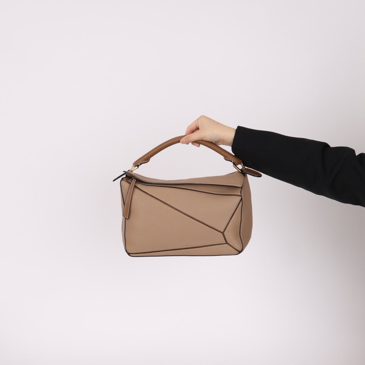 Loewe Leather Medium Taupe Pebbled Bicolor Puzzle - FashioNica