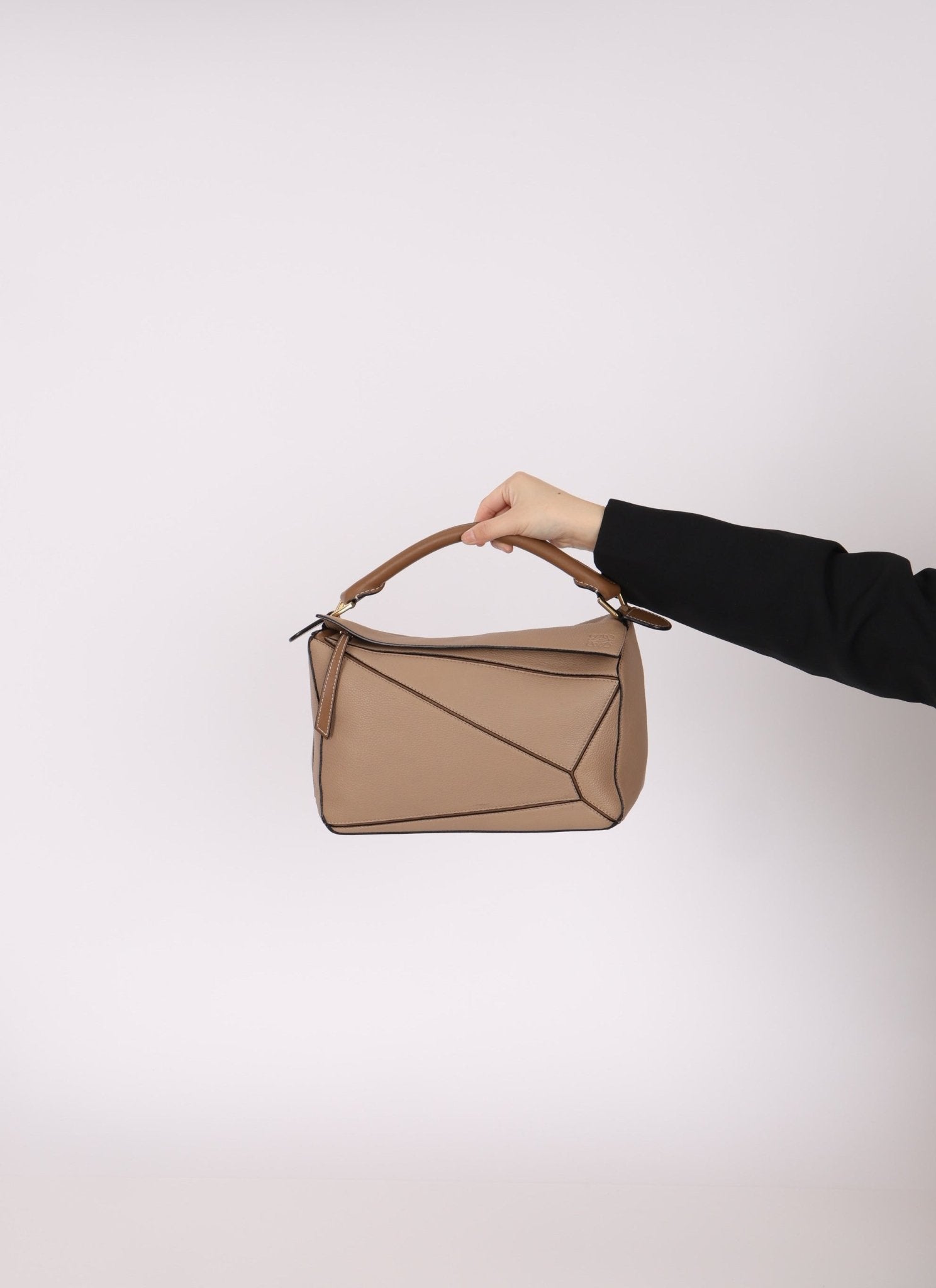Loewe Leather Medium Taupe Pebbled Bicolor Puzzle - FashioNica
