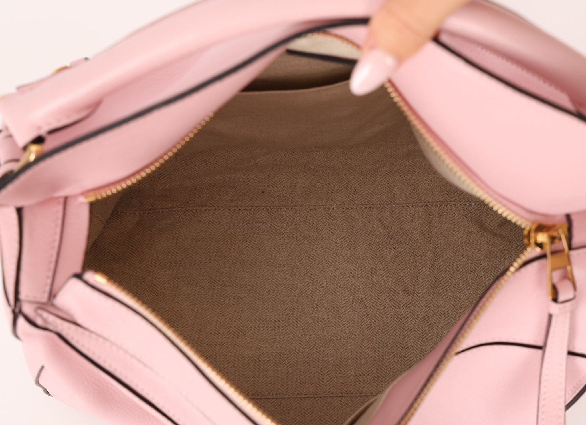 Loewe Light Pink Medium Puzzle - FashioNica