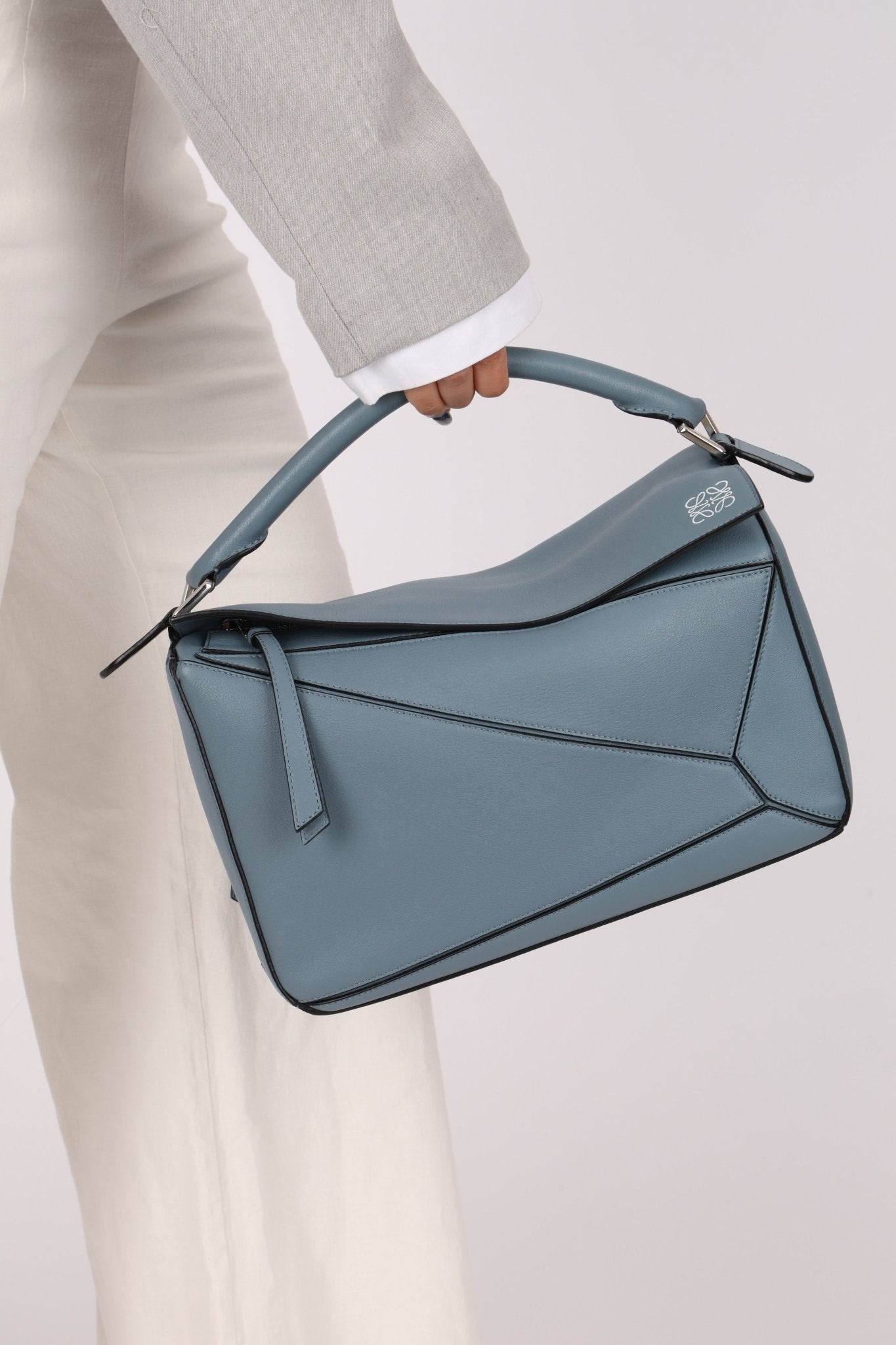 Loewe Periwinkle Blue Medium Puzzle - FashioNica