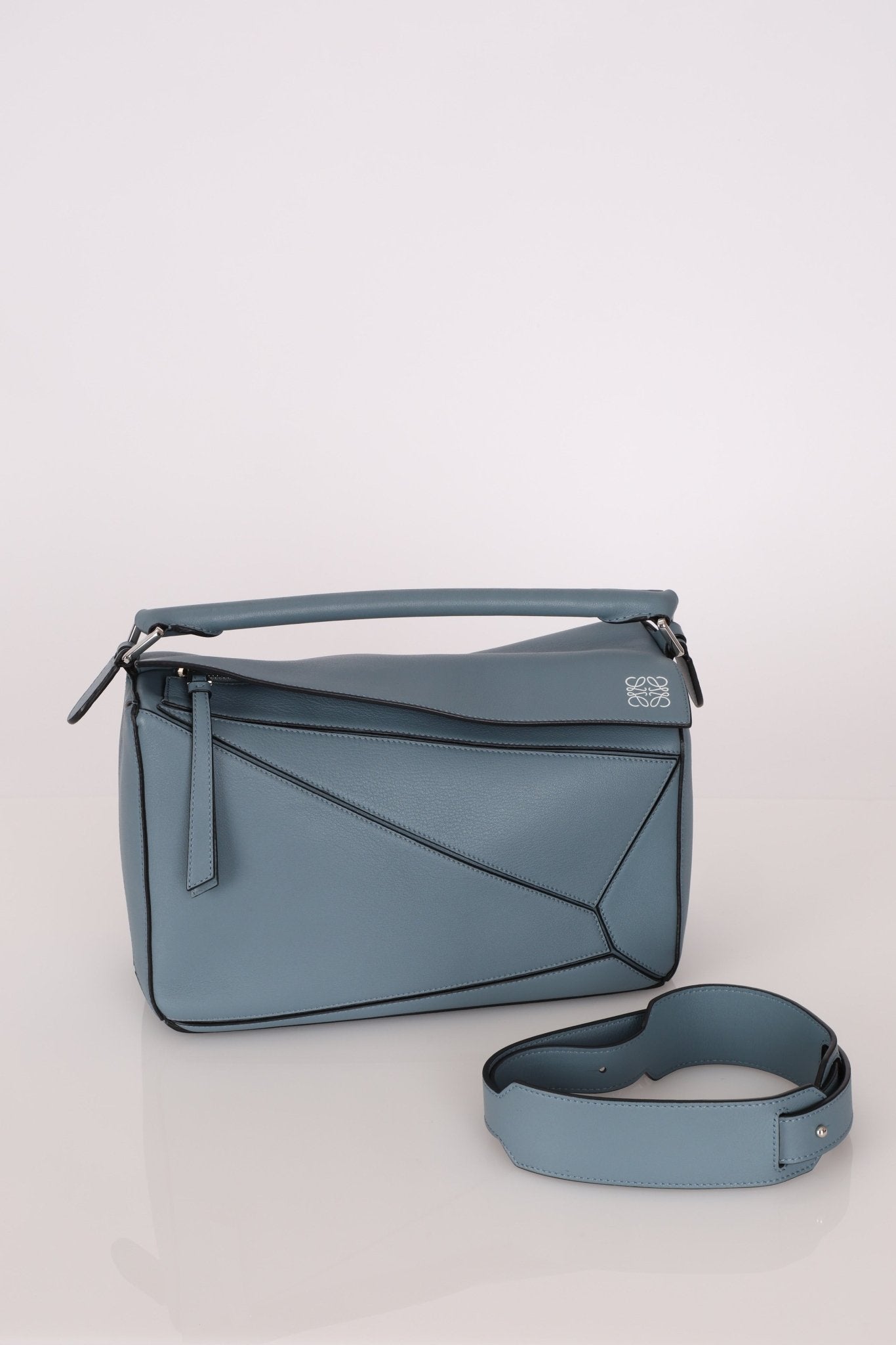 Loewe Periwinkle Blue Medium Puzzle - FashioNica