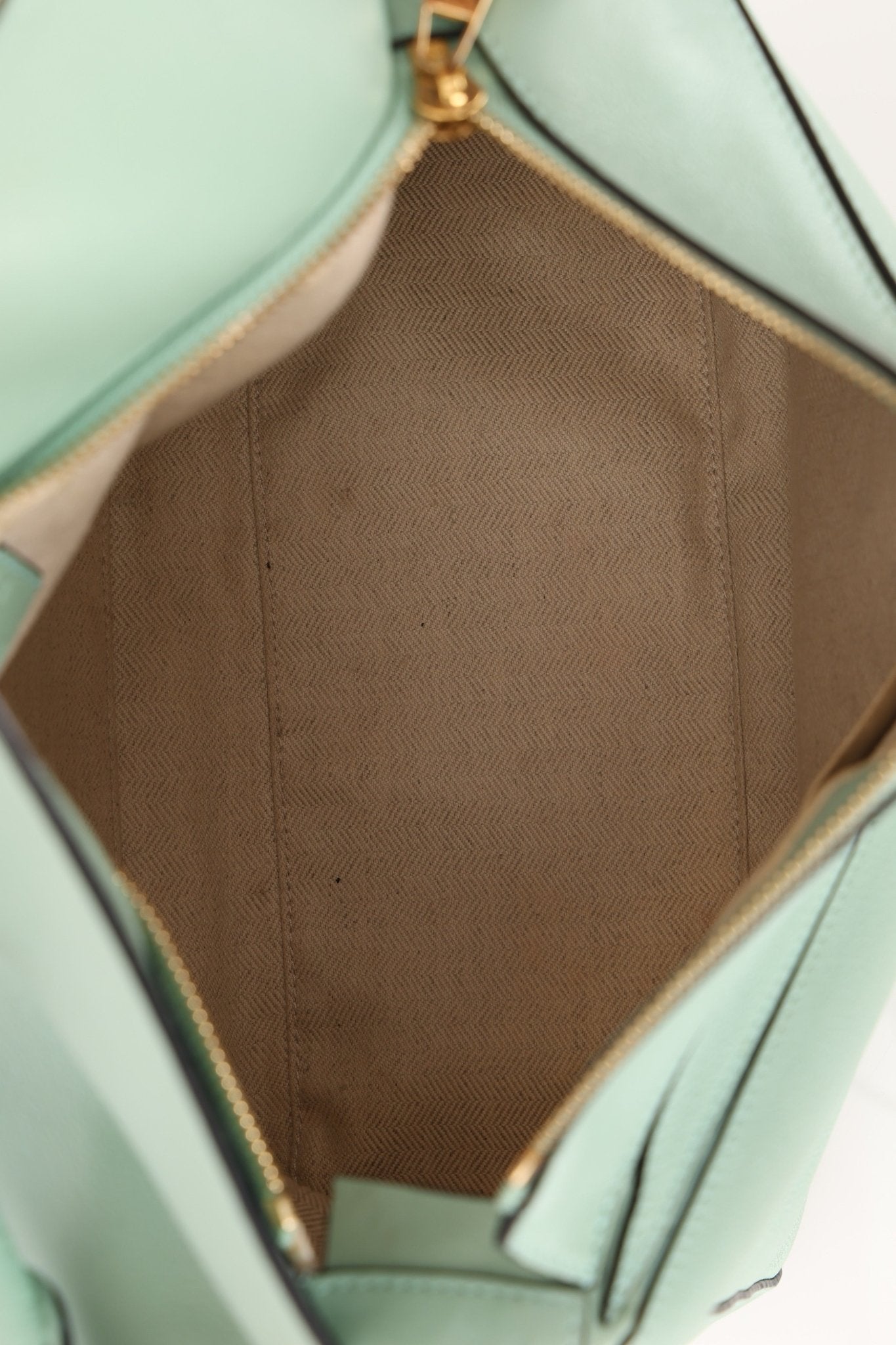 Loewe Sea Water Green Medium Puzzle Bag - FashioNica