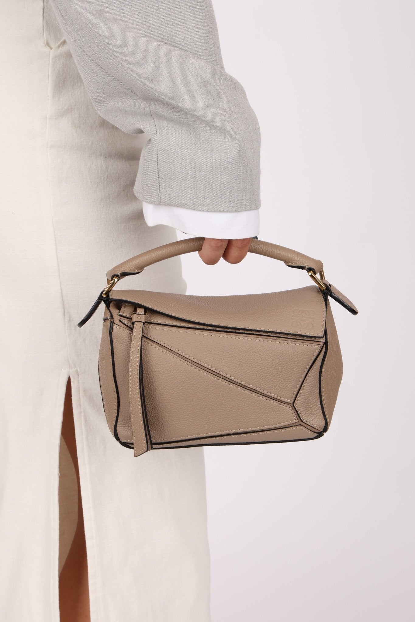 Loewe Taupe Mini Puzzle - FashioNica
