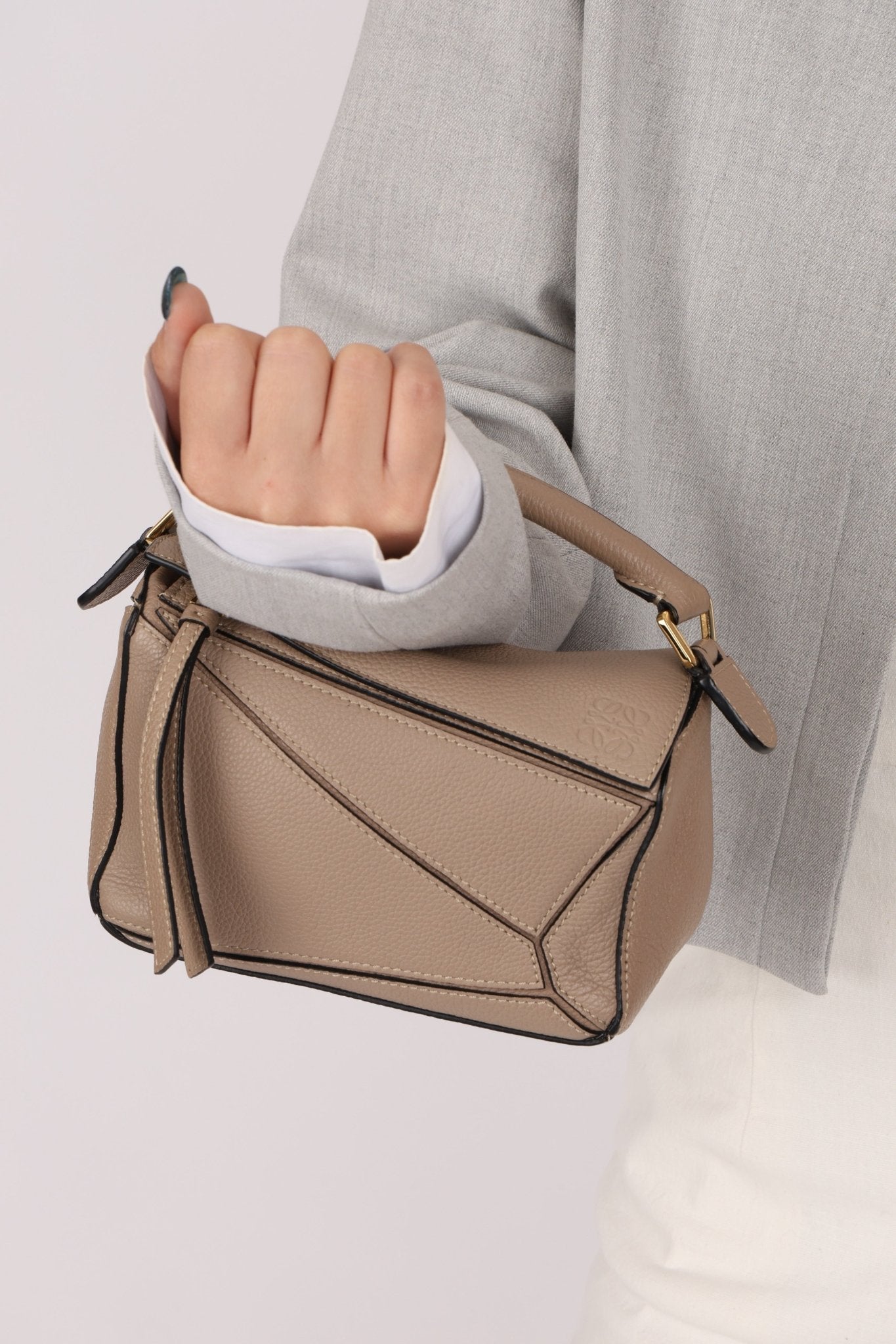 Loewe Taupe Mini Puzzle - FashioNica