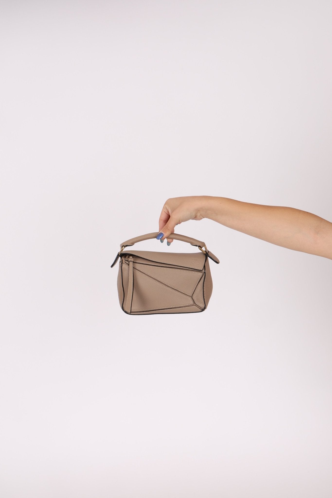 Loewe Taupe Mini Puzzle - FashioNica