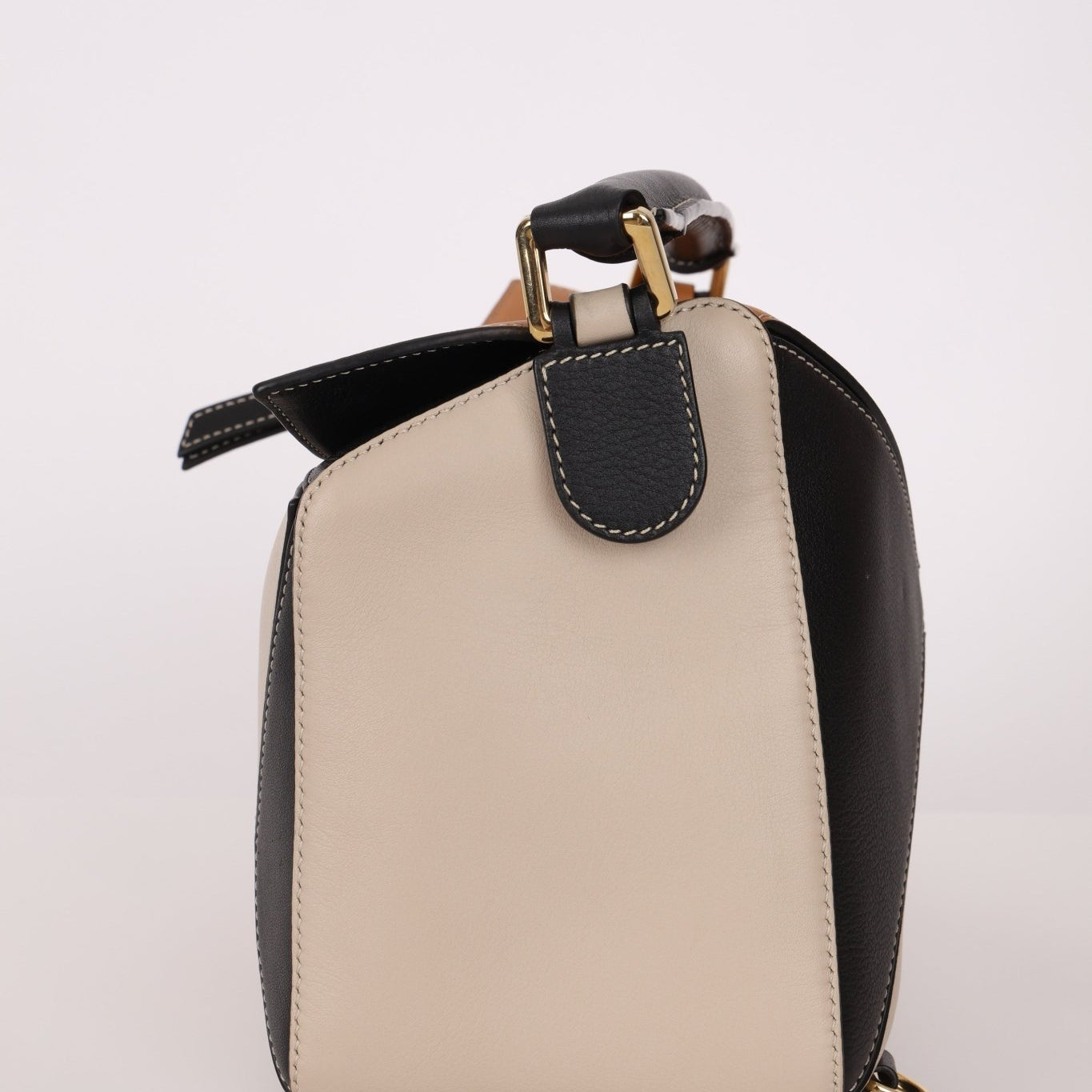 Loewe Tricolor Medium Puzzle - FashioNica