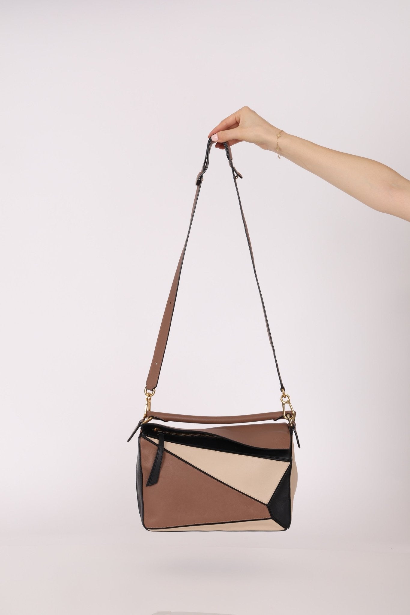 Loewe Tricolor Medium Puzzle - FashioNica