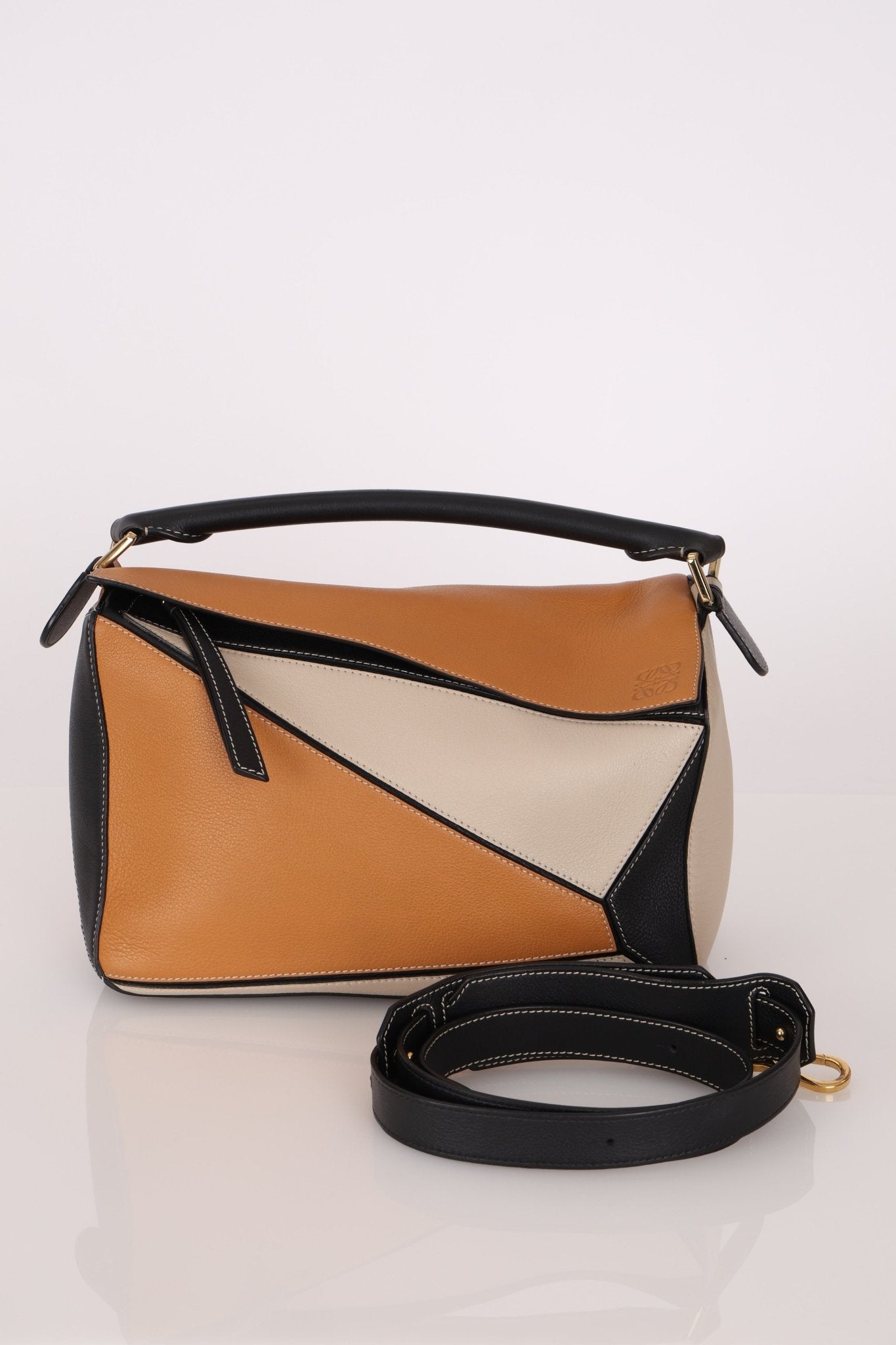 Loewe Tricolor Medium Puzzle - FashioNica