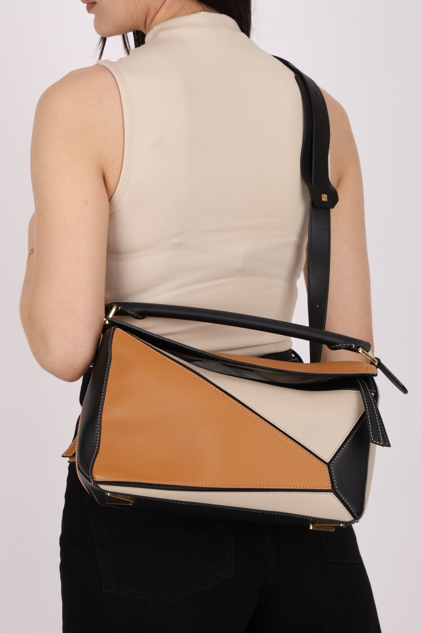 Loewe Tricolor Medium Puzzle - FashioNica