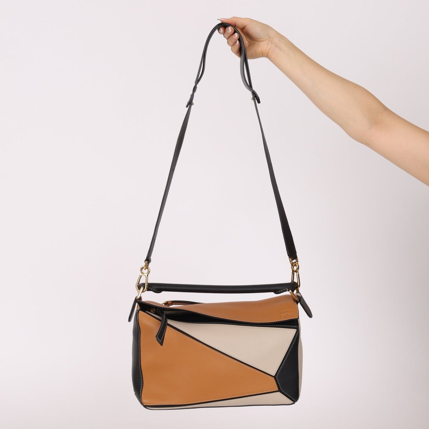 Loewe Tricolor Medium Puzzle - FashioNica