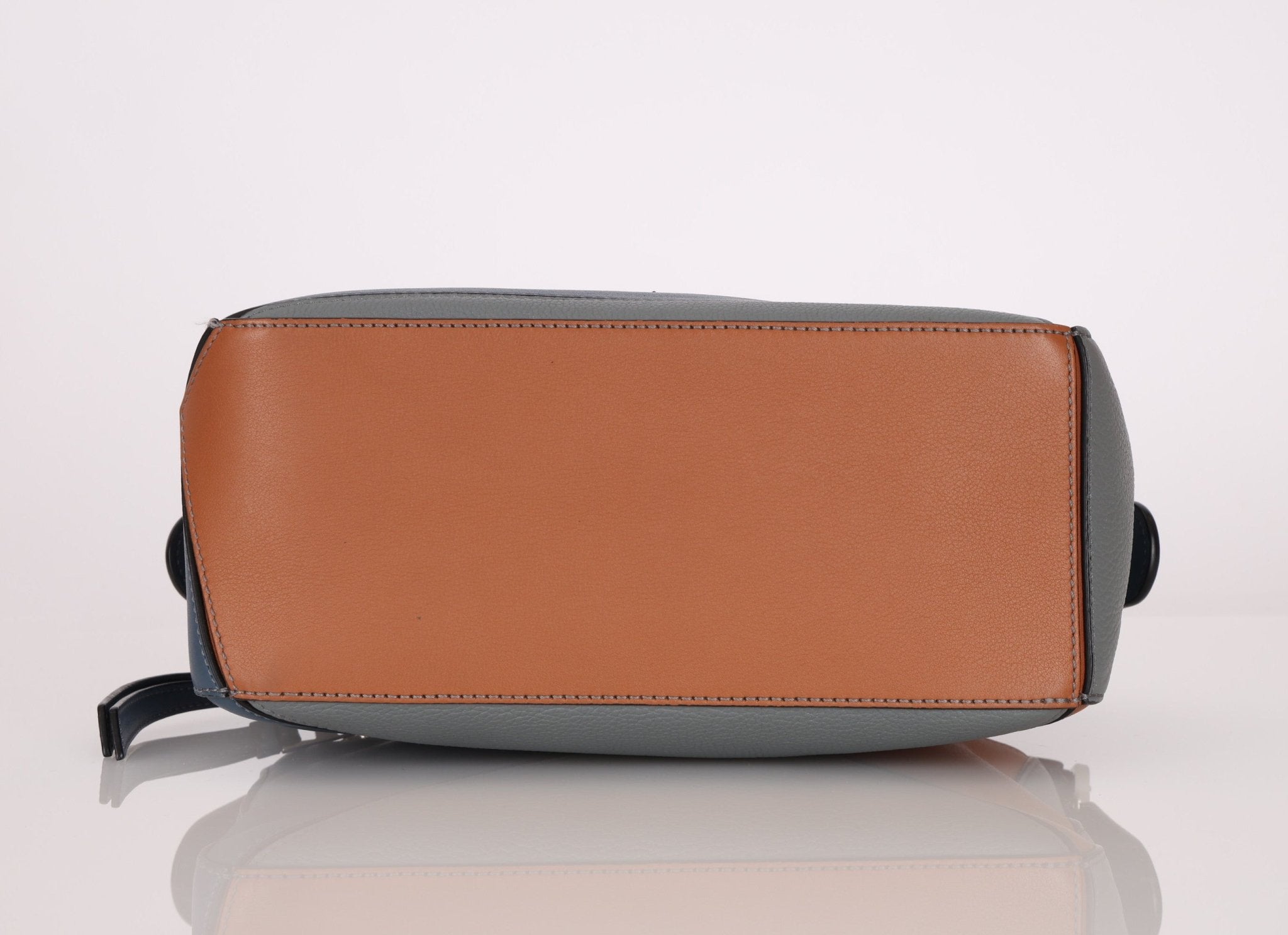 Loewe Tricolor Small Puzzle - FashioNica