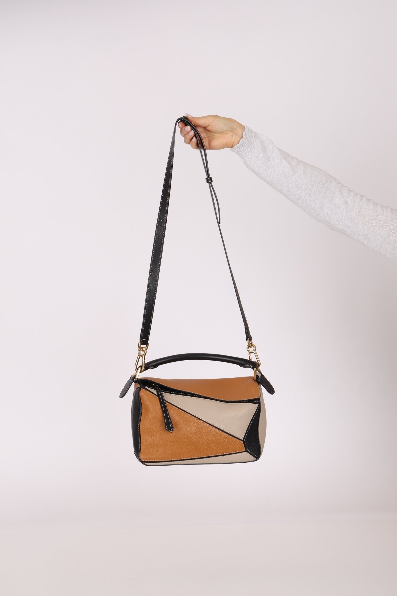 Loewe Tricolor Small Puzzle - FashioNica