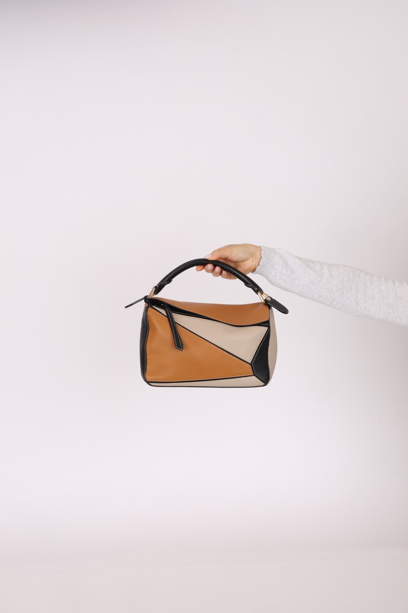 Loewe Tricolor Small Puzzle - FashioNica