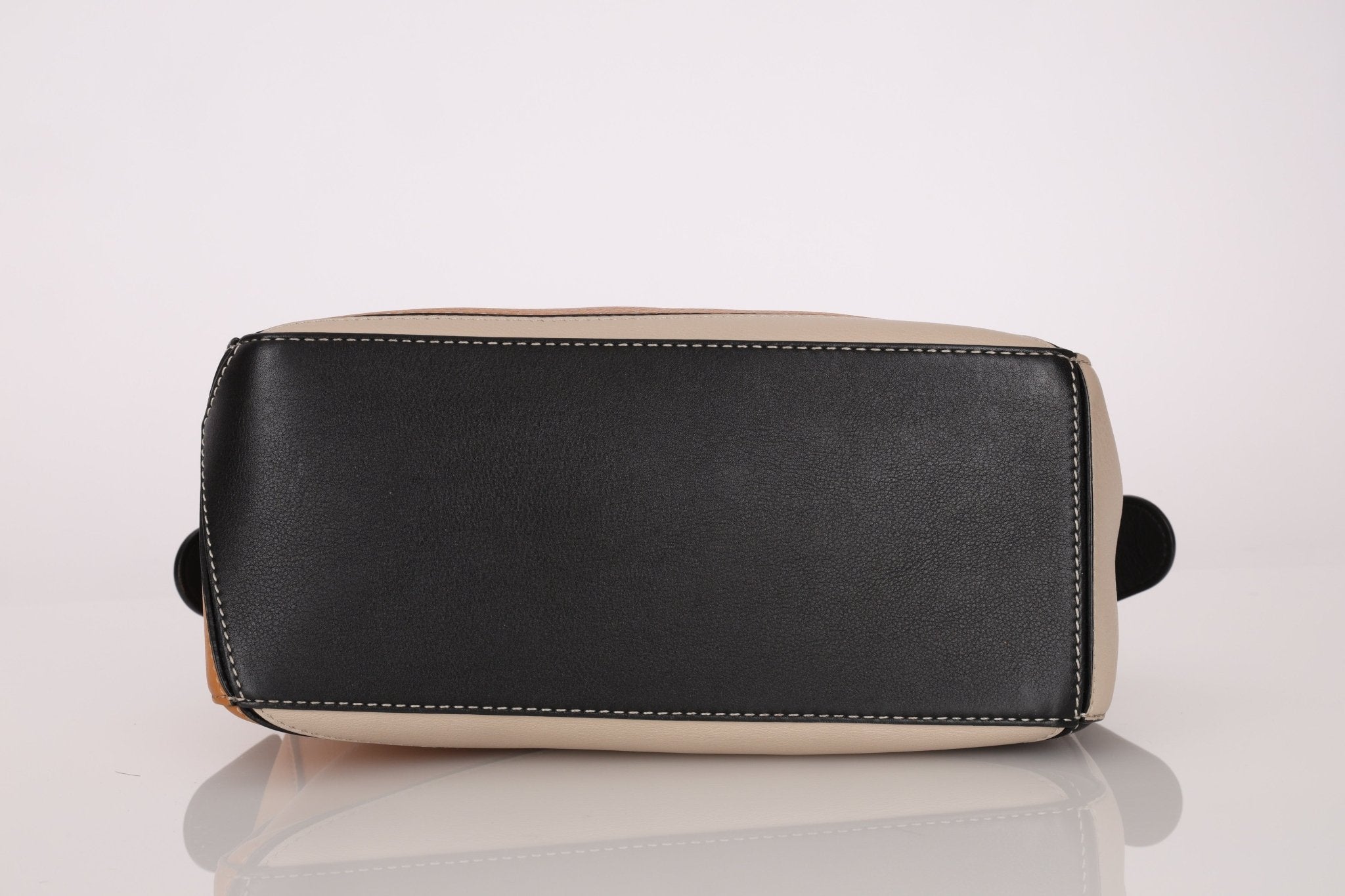 Loewe Tricolor Small Puzzle - FashioNica