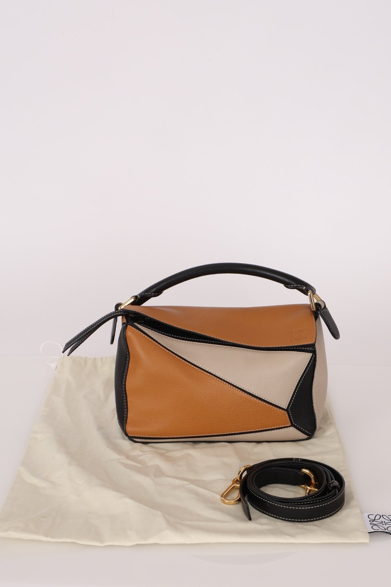 Loewe Tricolor Small Puzzle - FashioNica