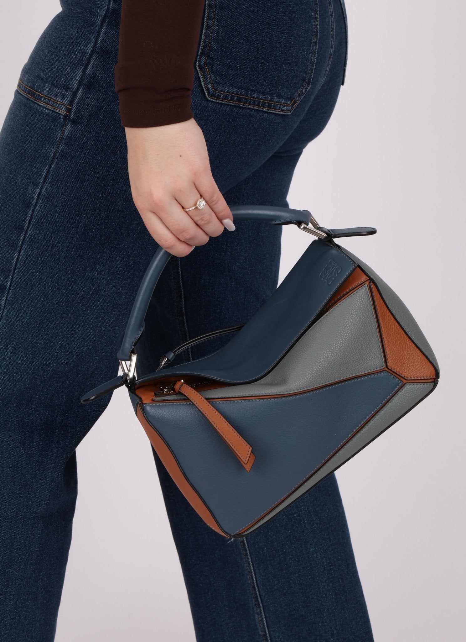 Loewe Tricolor Small Puzzle - FashioNica