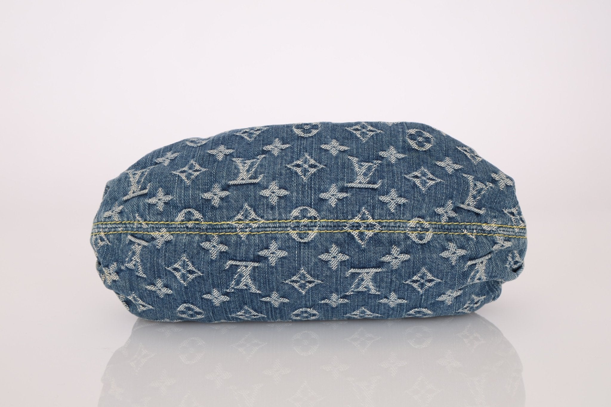 Louis Vuitton 2005 Monogram Denim Pleaty - FashioNica
