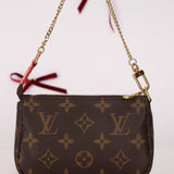 Louis Vuitton 2020 Animation Monogram Vivienne Pochette - FashioNica