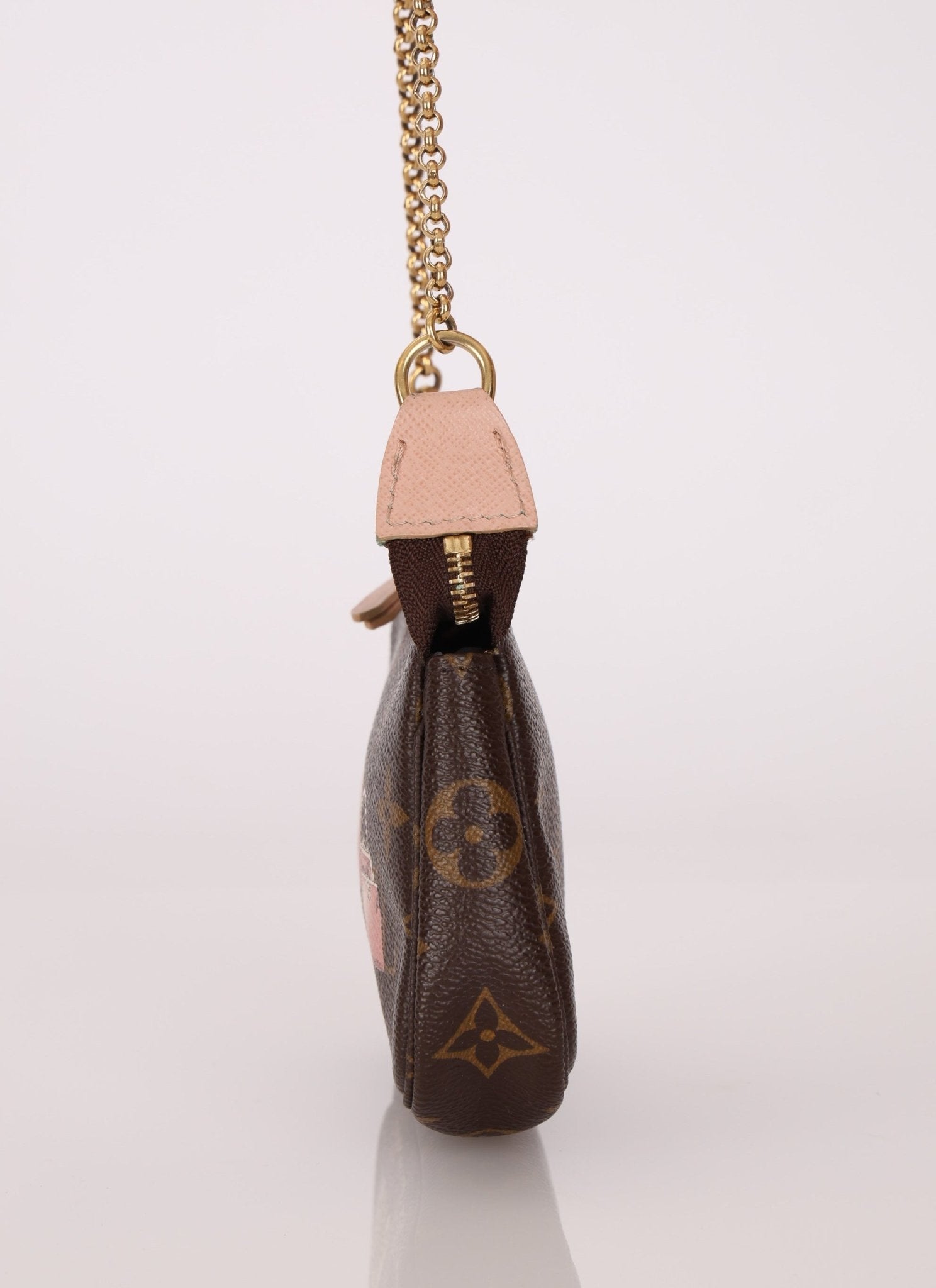 Louis Vuitton Affiche Mini Pochette - FashioNica