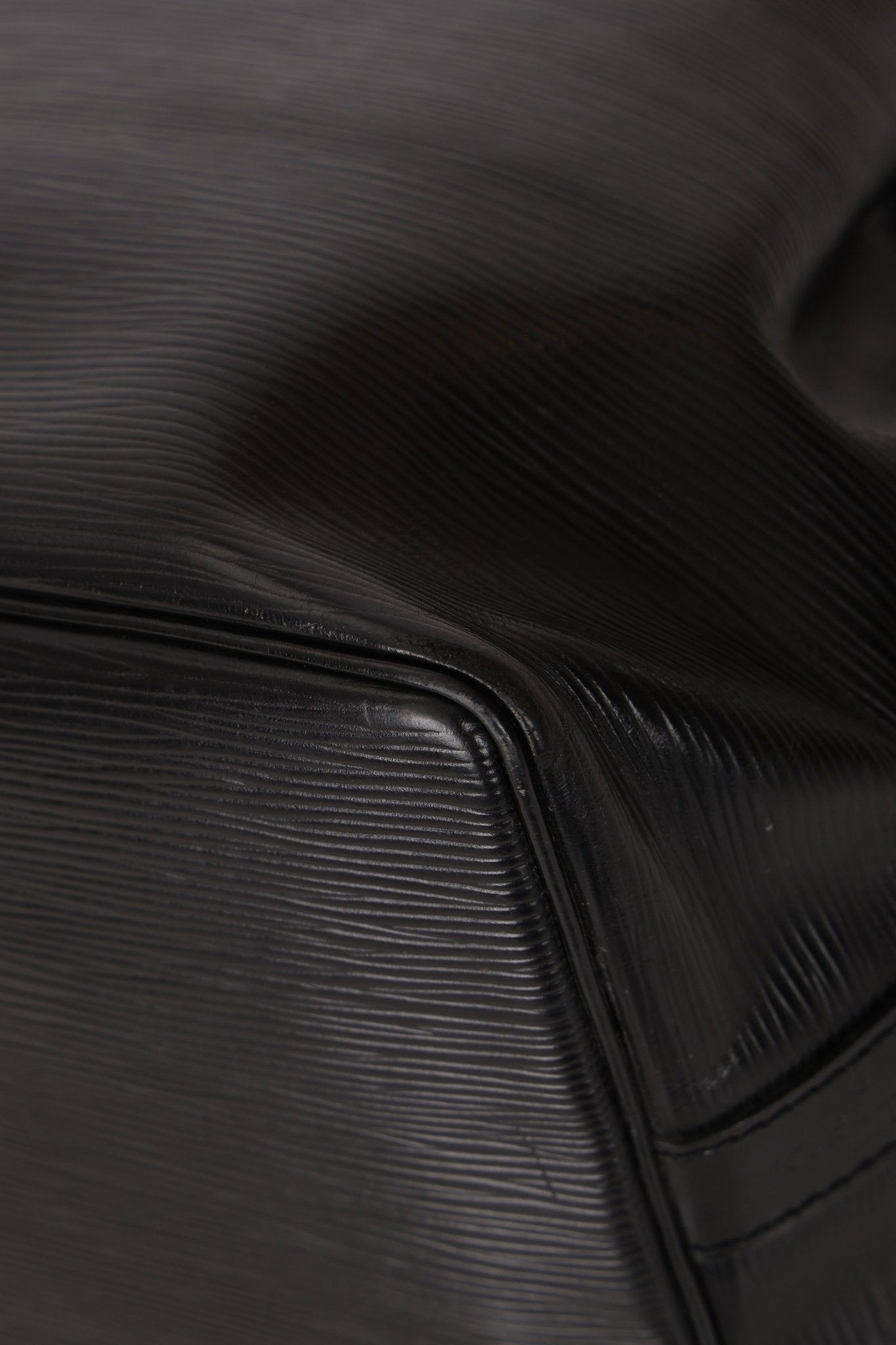 Louis Vuitton Black Epi Petit Noe - FashioNica