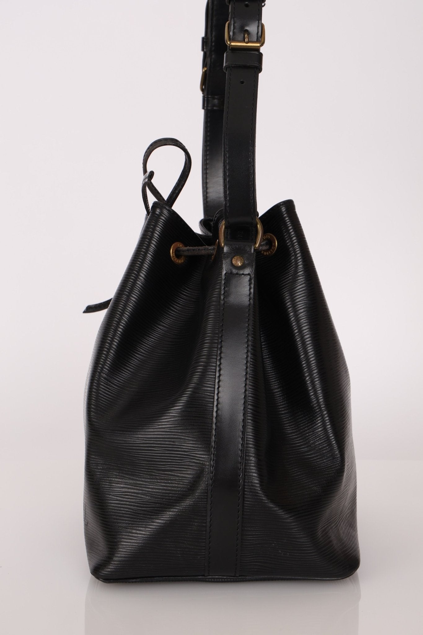 Louis Vuitton Black Epi Petit Noe - FashioNica