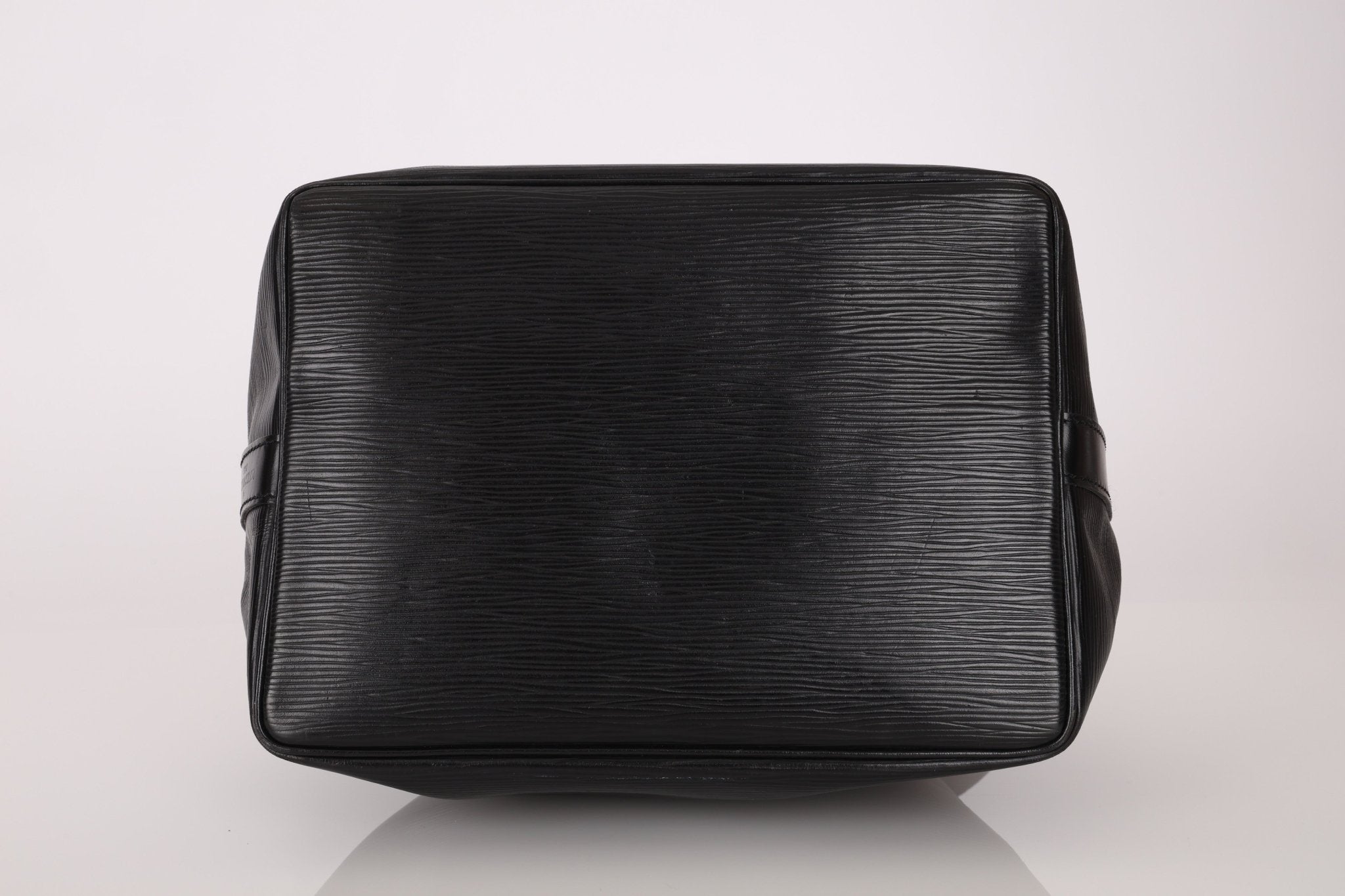 Louis Vuitton Black Epi Petit Noe - FashioNica
