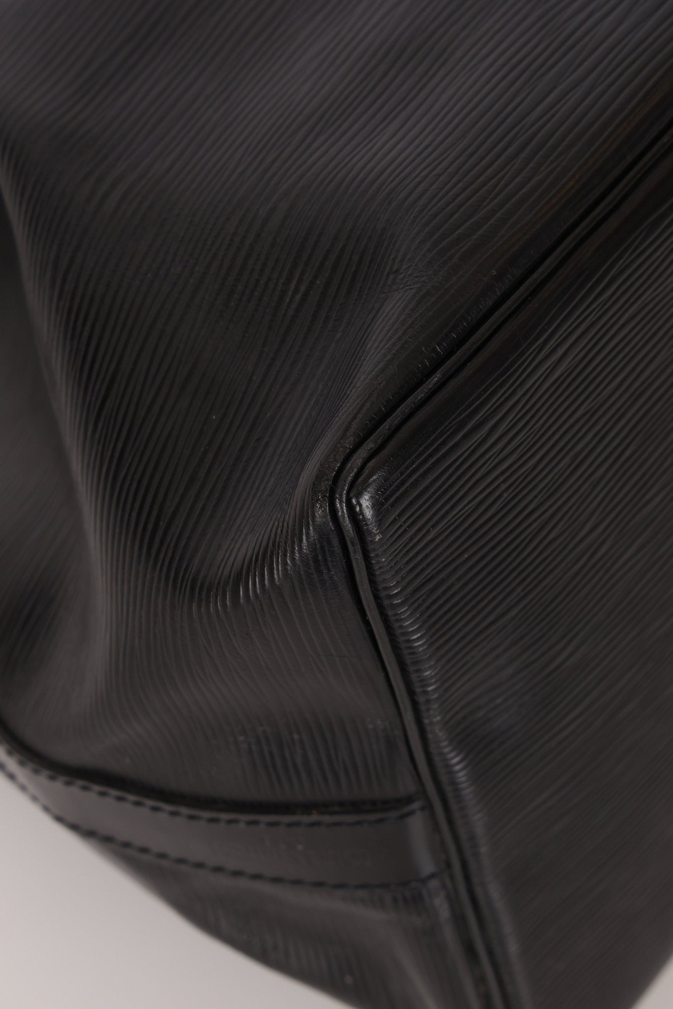 Louis Vuitton Black Epi Petit Noe - FashioNica