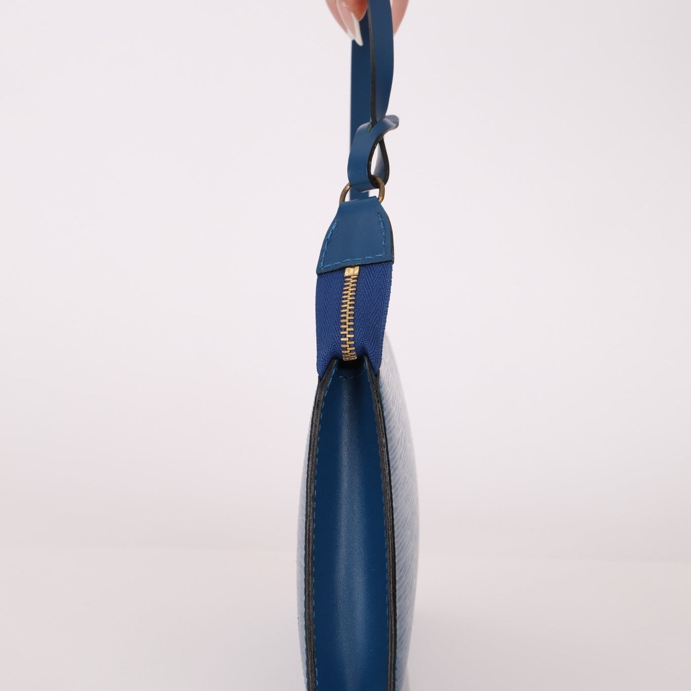 Louis Vuitton Blue Epi Leather Pochette - FashioNica