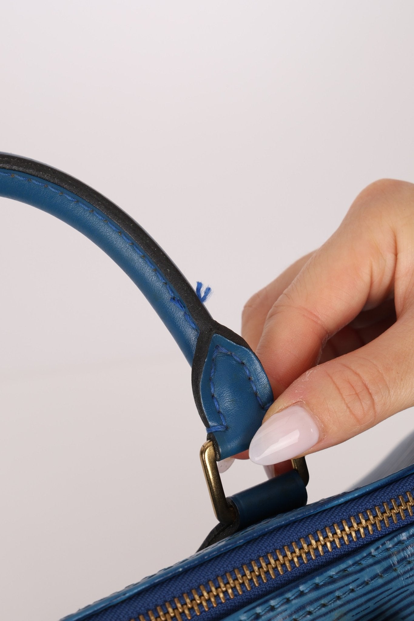 Louis Vuitton Blue Epi Speedy 30 - FashioNica