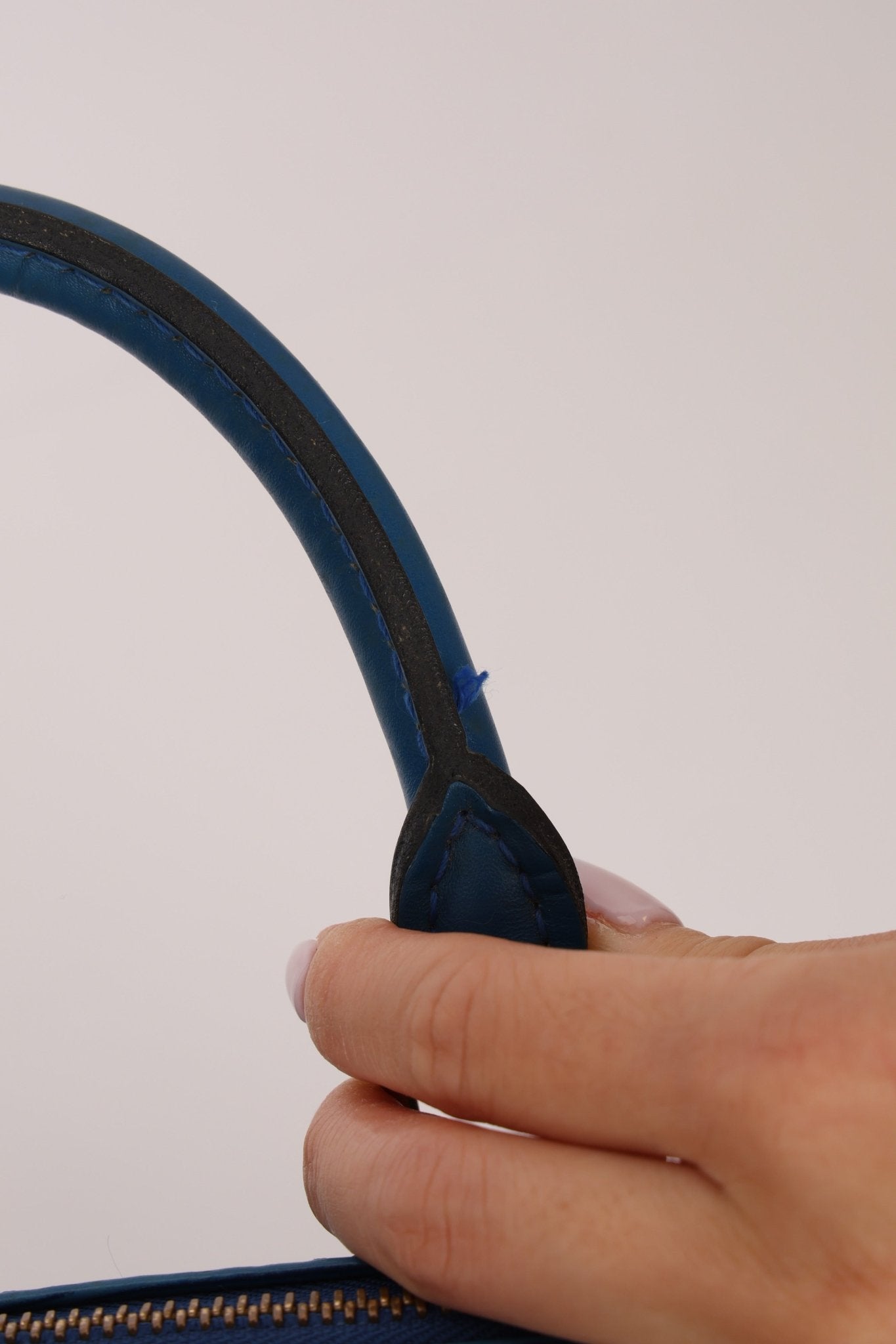 Louis Vuitton Blue Epi Speedy 30 - FashioNica